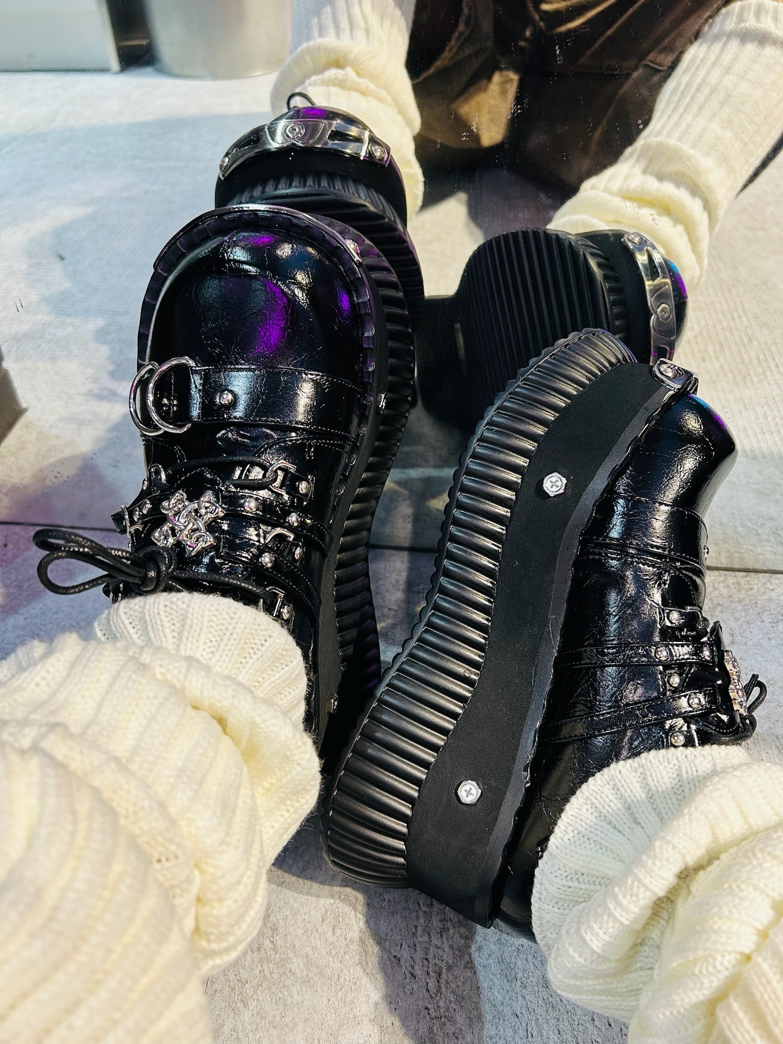 B204AAF8-776E-492B-9C77-058469F2A81E