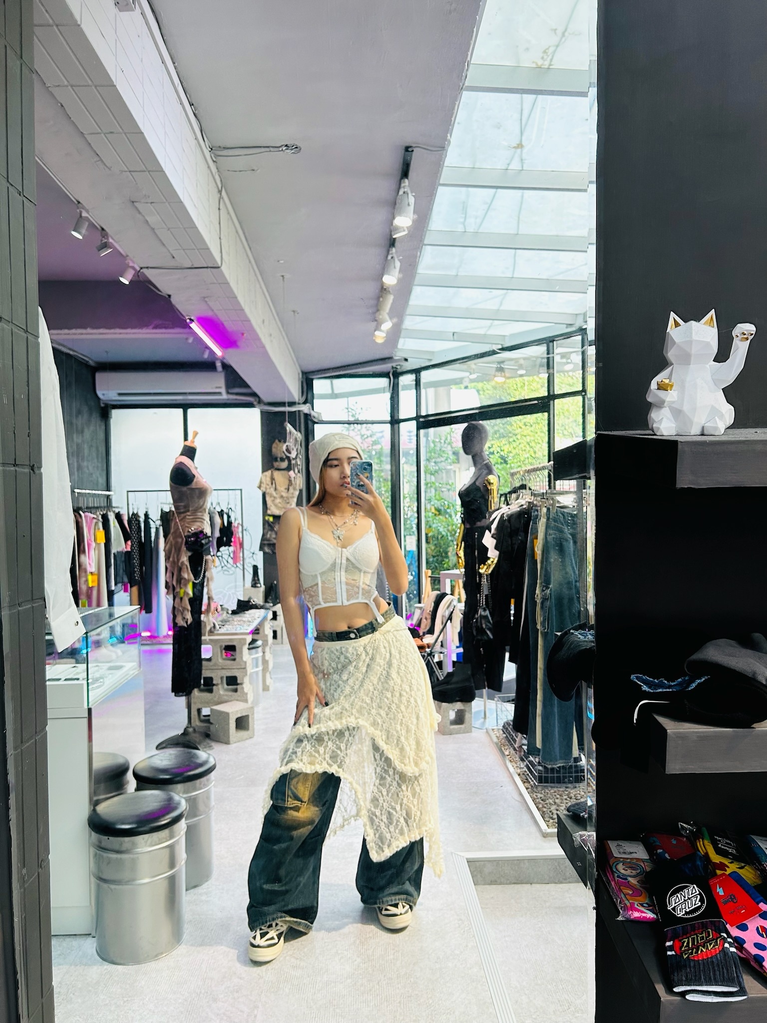 19B72317-29D7-45D4-9059-BA74E8349D81