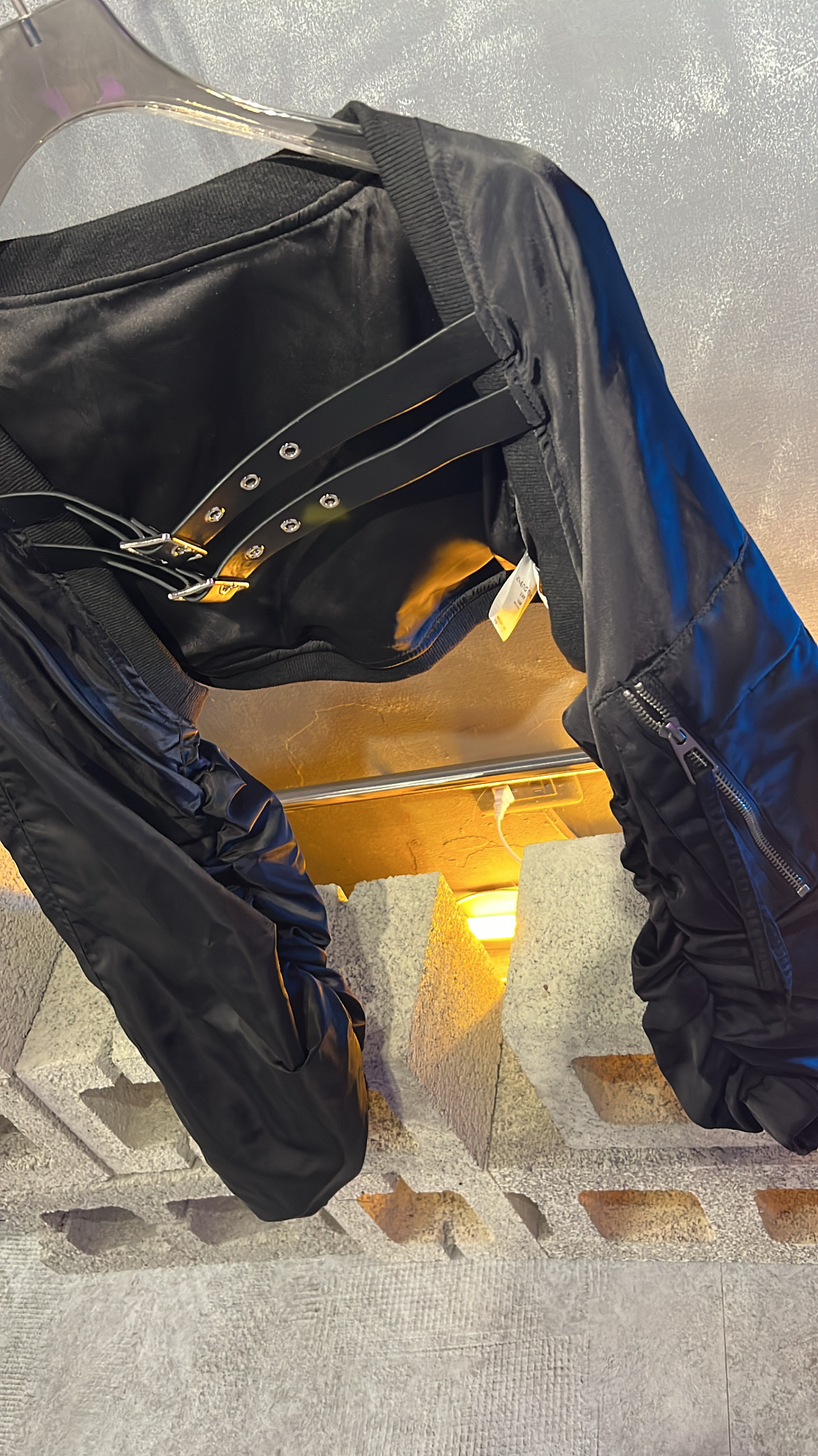 58A417CB-01D4-49D0-BF25-AA730E457E28