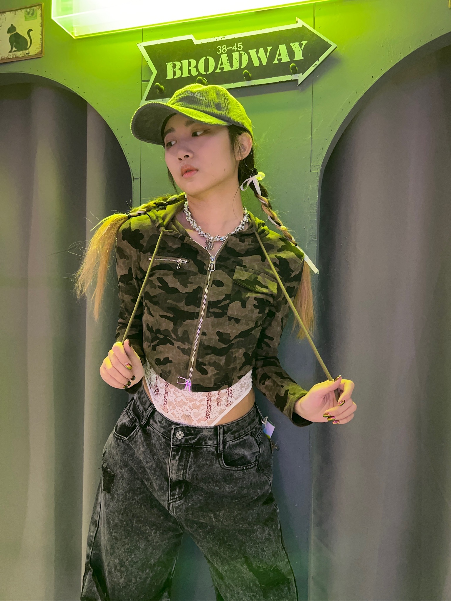 C61E0404-21BD-4725-8B88-200C9725DB96