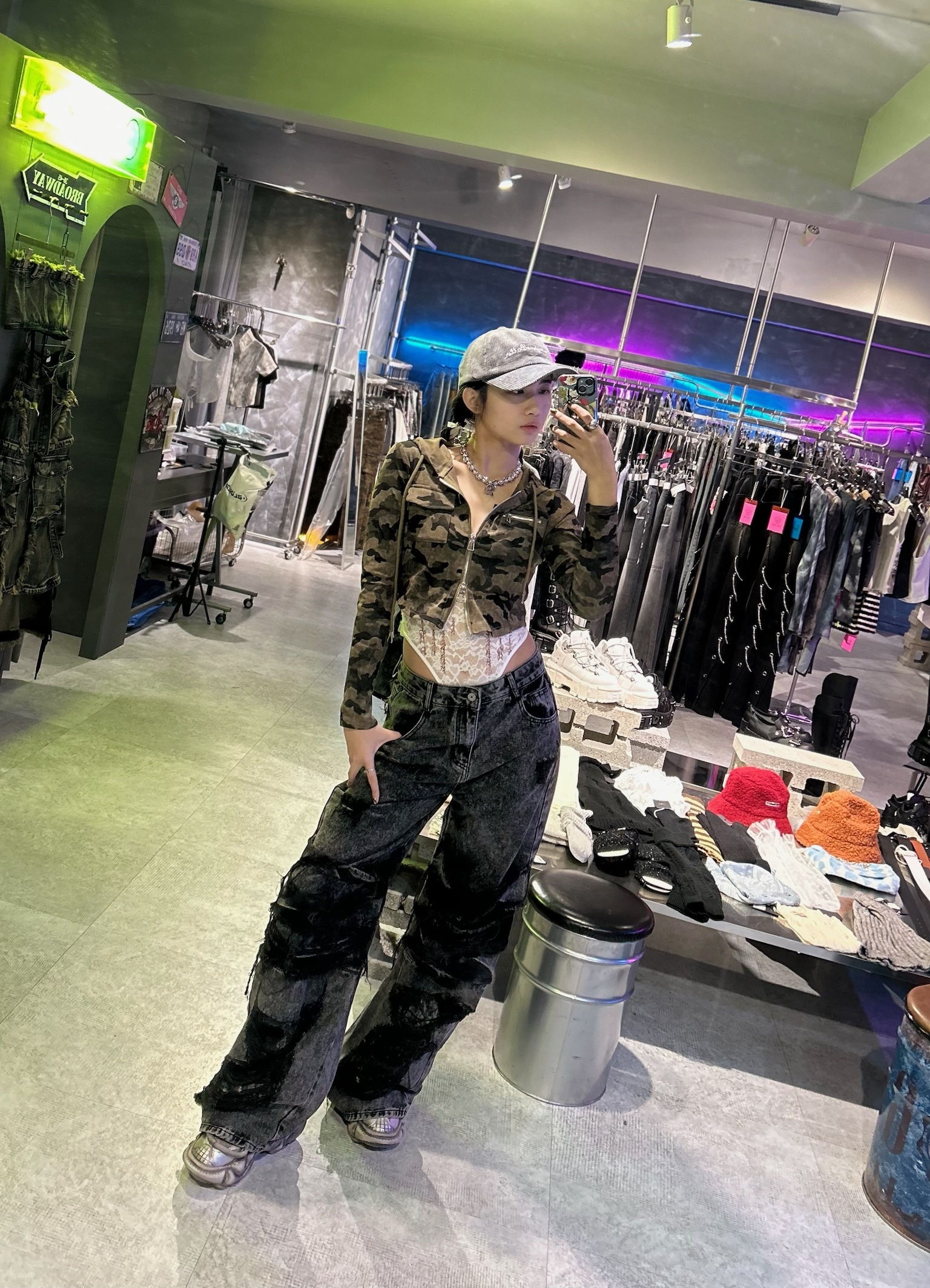 D444B299-4682-46F9-BD14-FA1BAD19B018