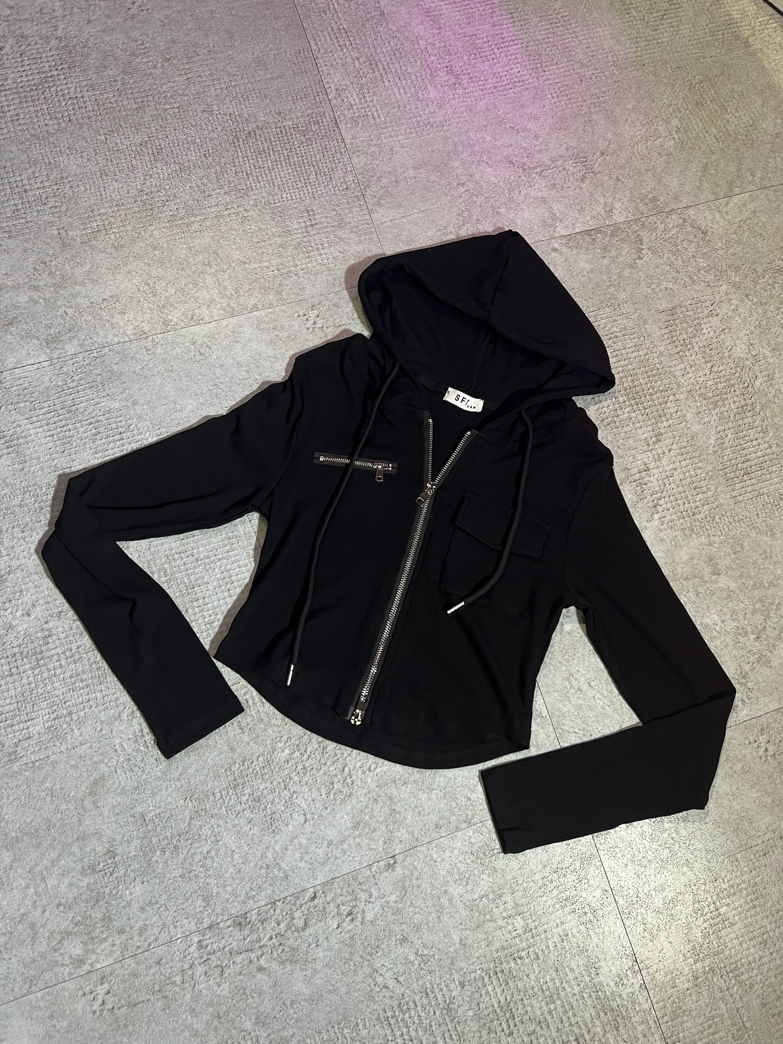 7F866590-CB50-41EB-A2D6-02564F33BDC7