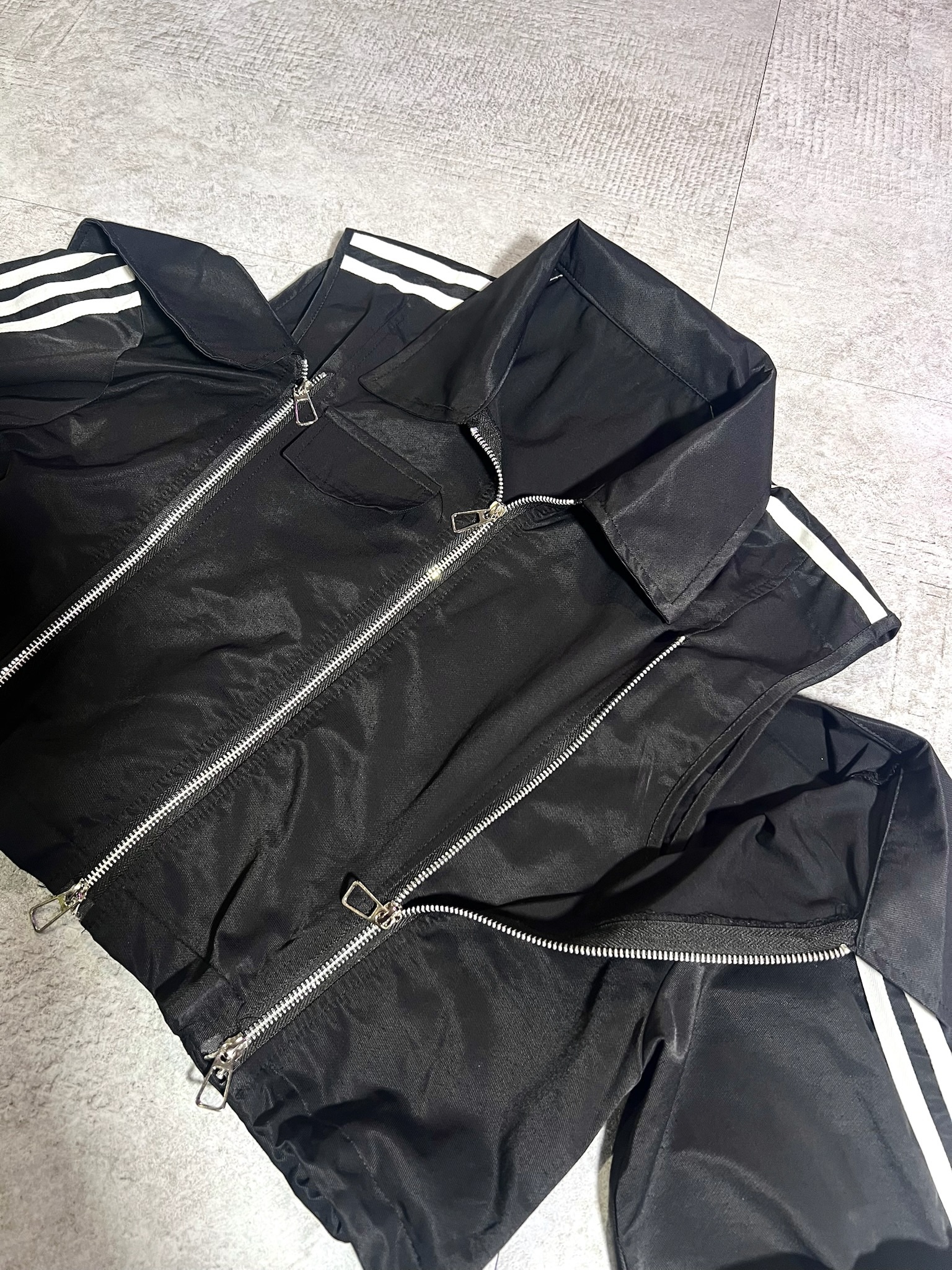 07827557-680E-4460-876A-E2B1F5B6F946