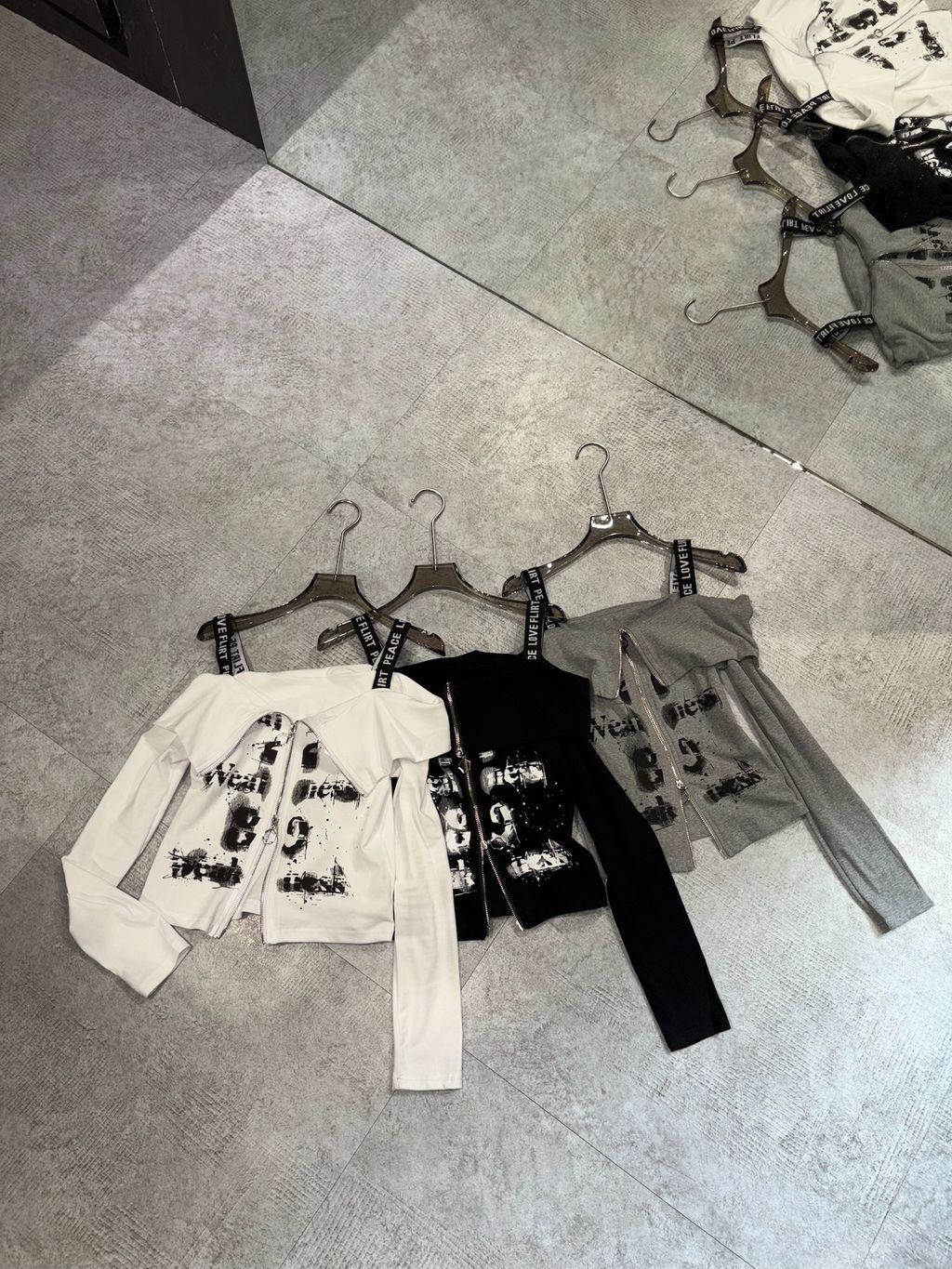 66D28CC3-428B-43D9-8C17-516D30A74B00