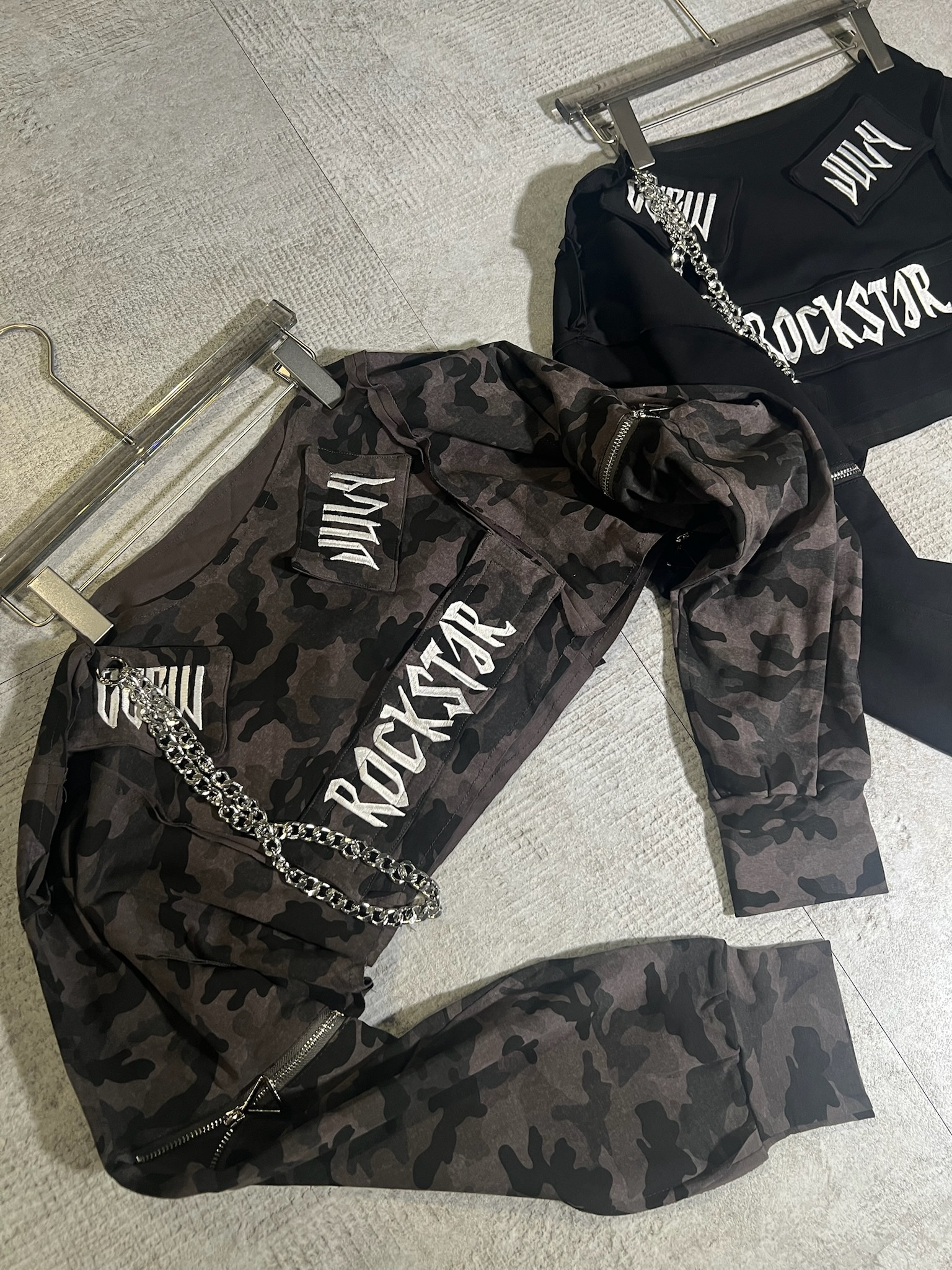 38A9D6B6-AAF2-43E7-A474-F9FD7180EAED