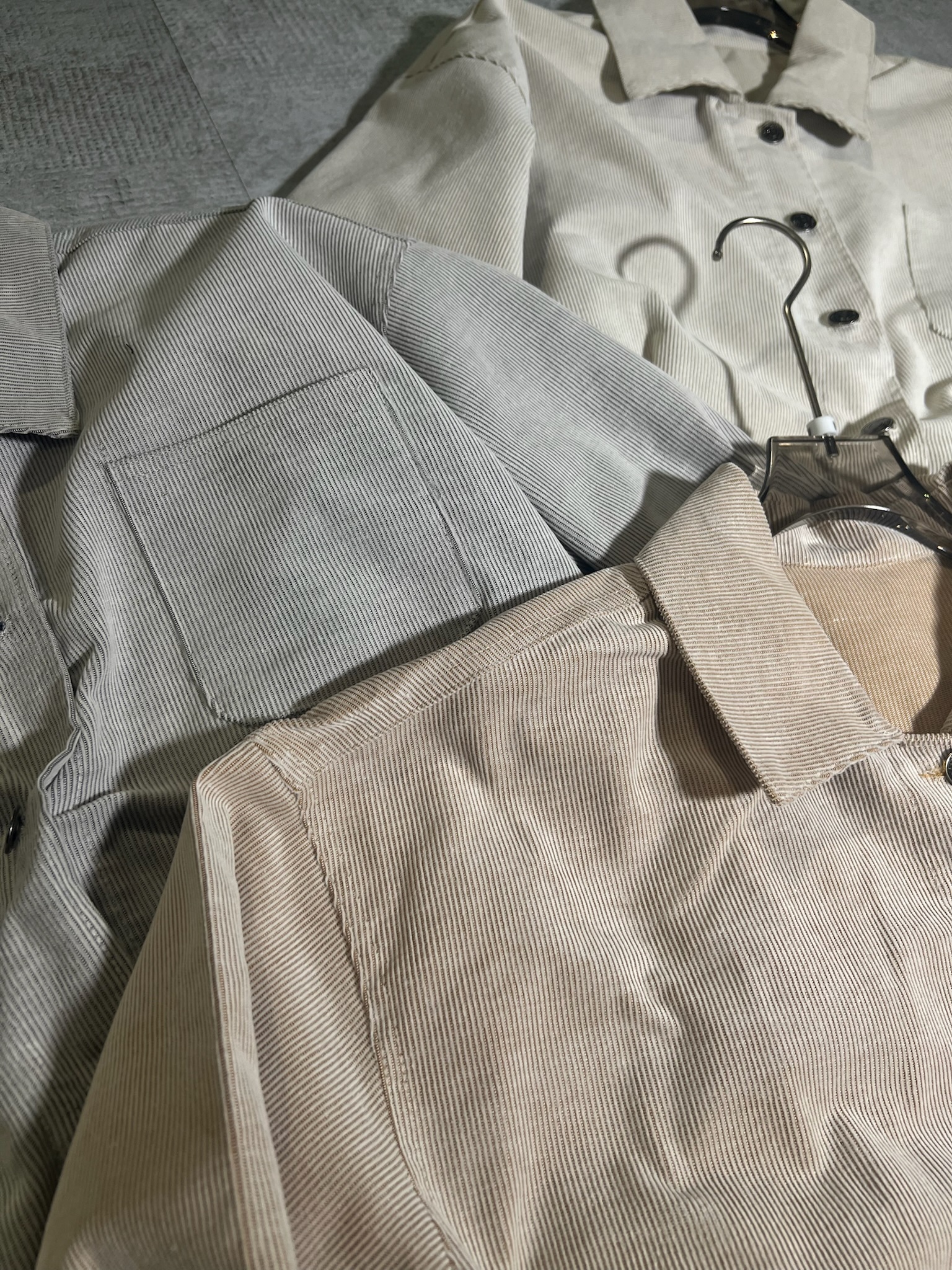 DCFDEC36-77BE-4BAB-B23E-8552D3A50A78