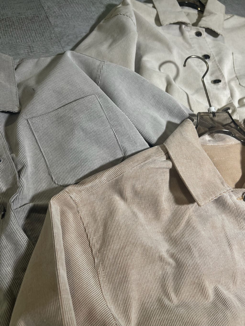 DCFDEC36-77BE-4BAB-B23E-8552D3A50A78