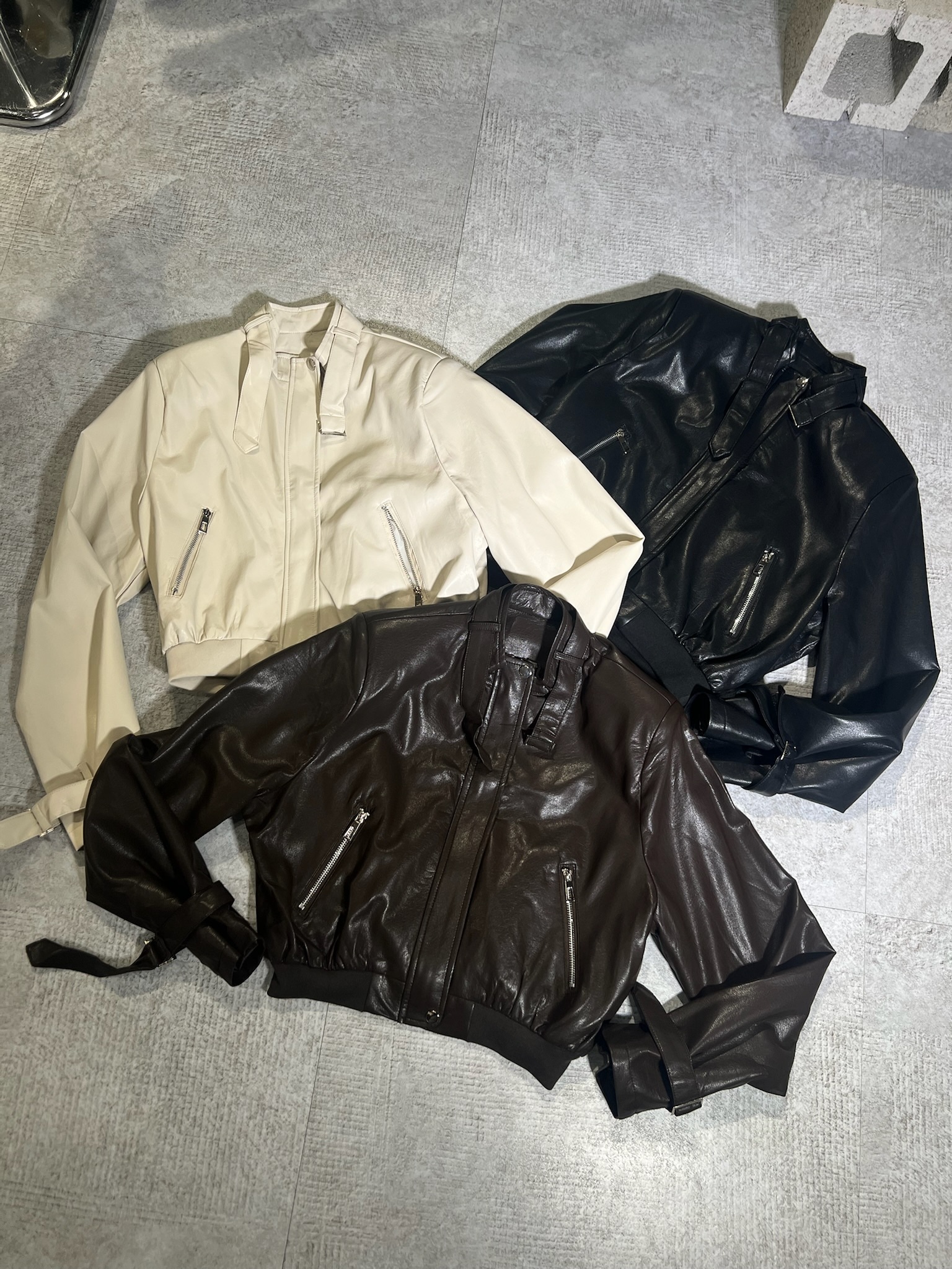 05407A19-570B-4EDE-9026-C5BF13D9A45A