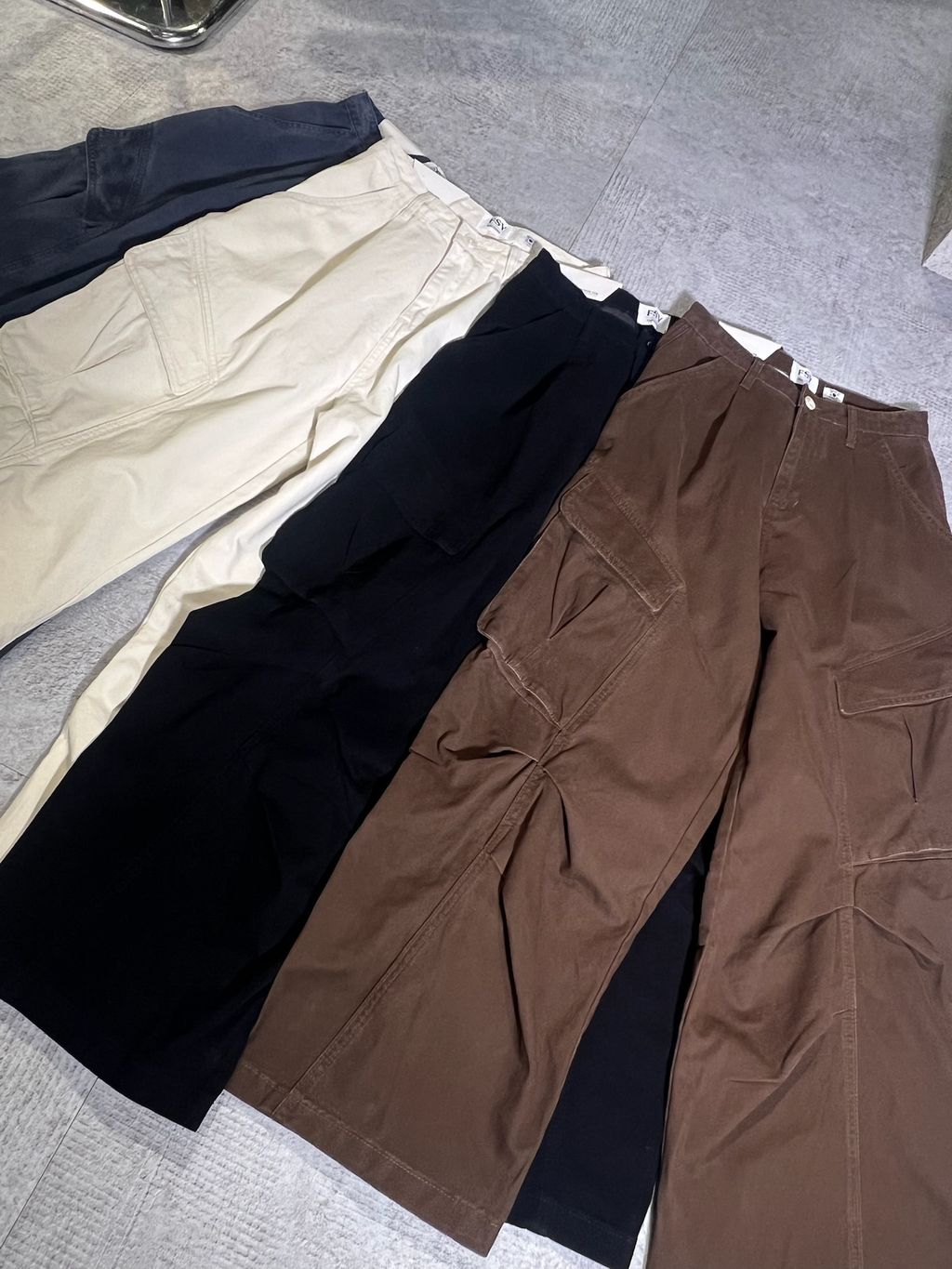 B1AE4491-D7AC-4159-803E-30C1F66797DF