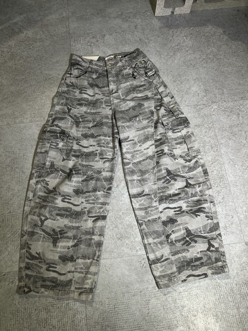 5B912314-1732-4CD7-ACFF-44B259542C63