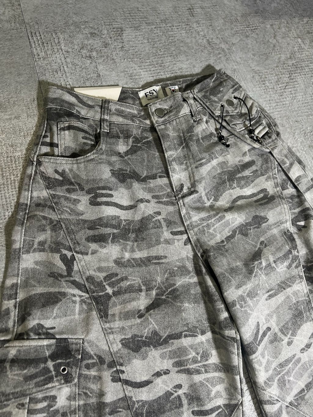 78C407D8-6011-459B-9BFC-93AF8B3D88F0