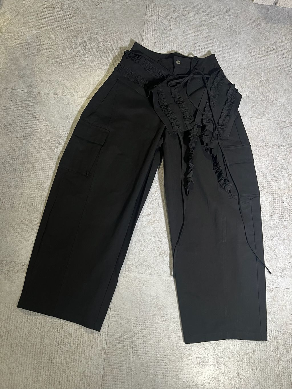 9E958562-AF3E-4CE1-B7F8-10E6C0AD2377