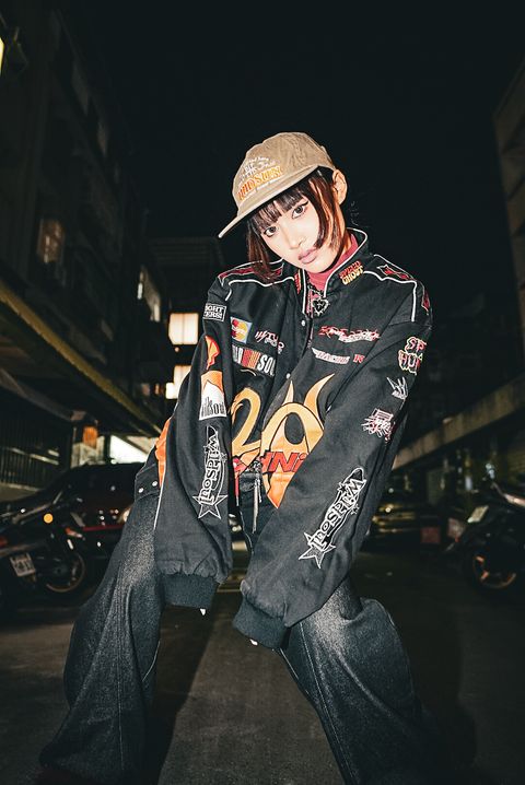 D985B6AA-E20C-45D2-94A1-DE21B0B1A036