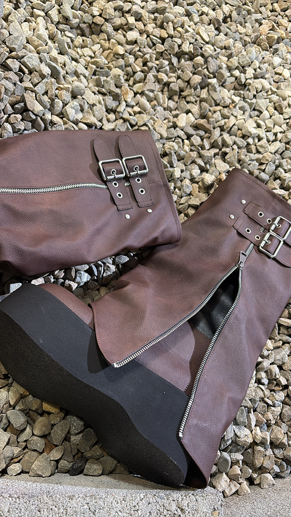 641B0872-3BC7-4C84-AA2E-FAE149F4FFA9