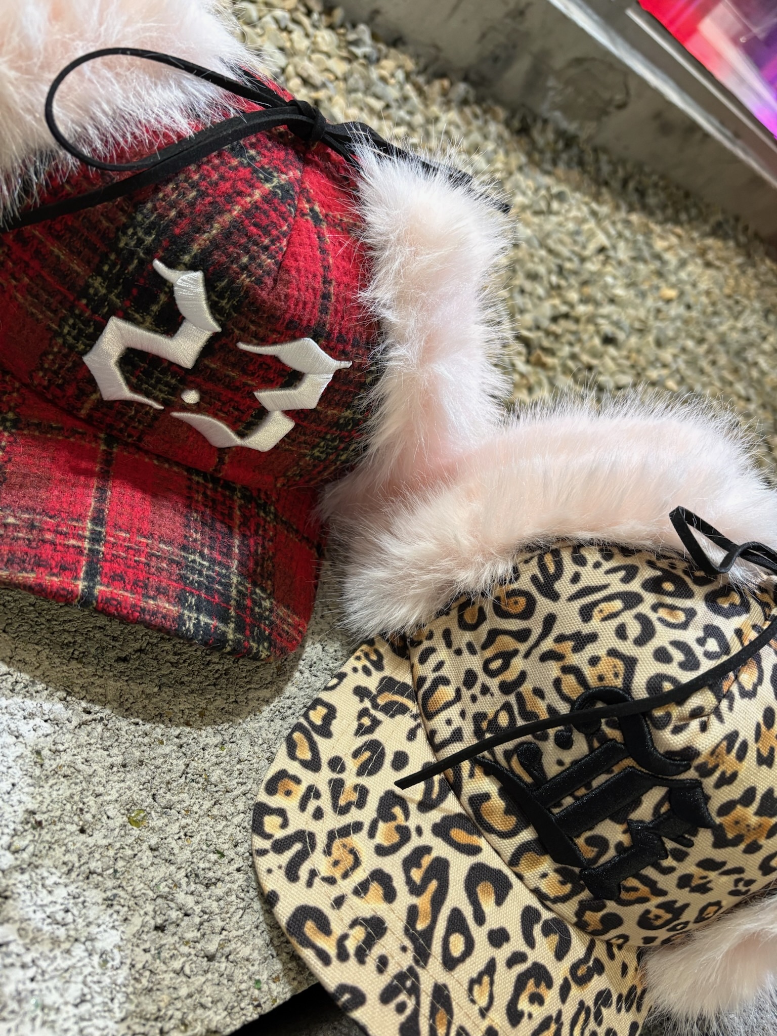 807E82C0-F763-46FB-B502-C41D5AB5BB00