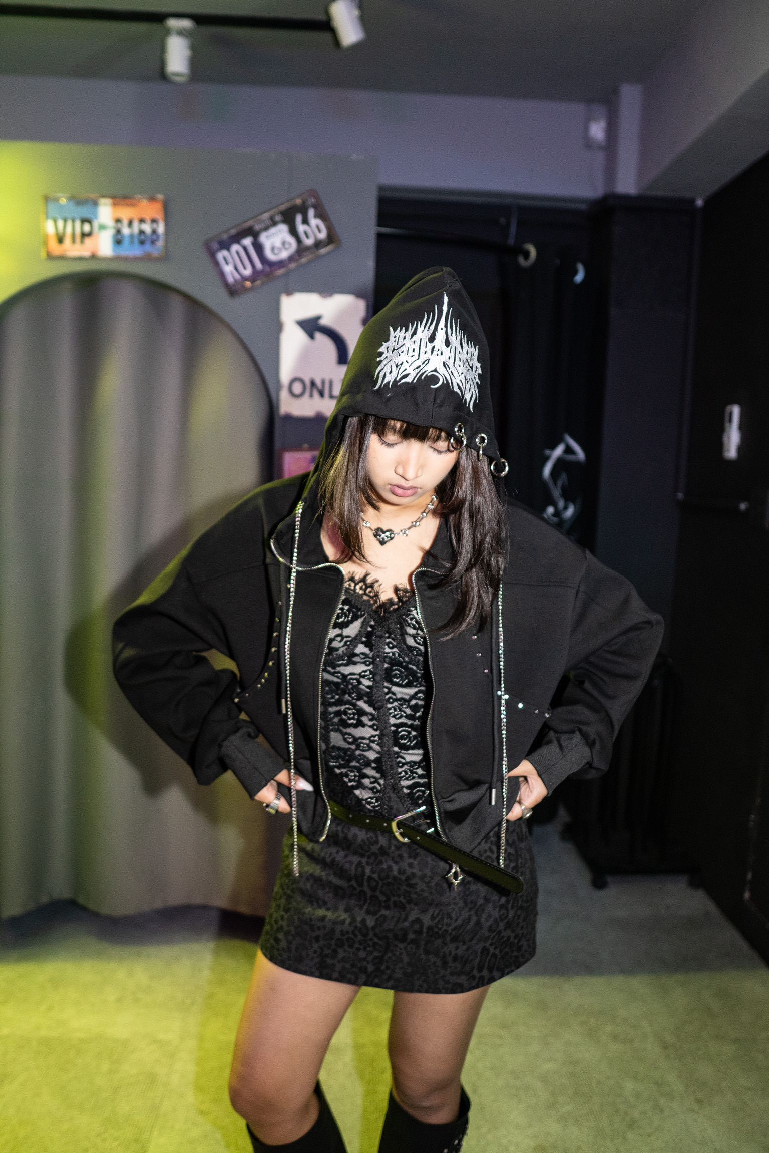 6D909F17-70E6-4305-8A82-0781A917E5EE