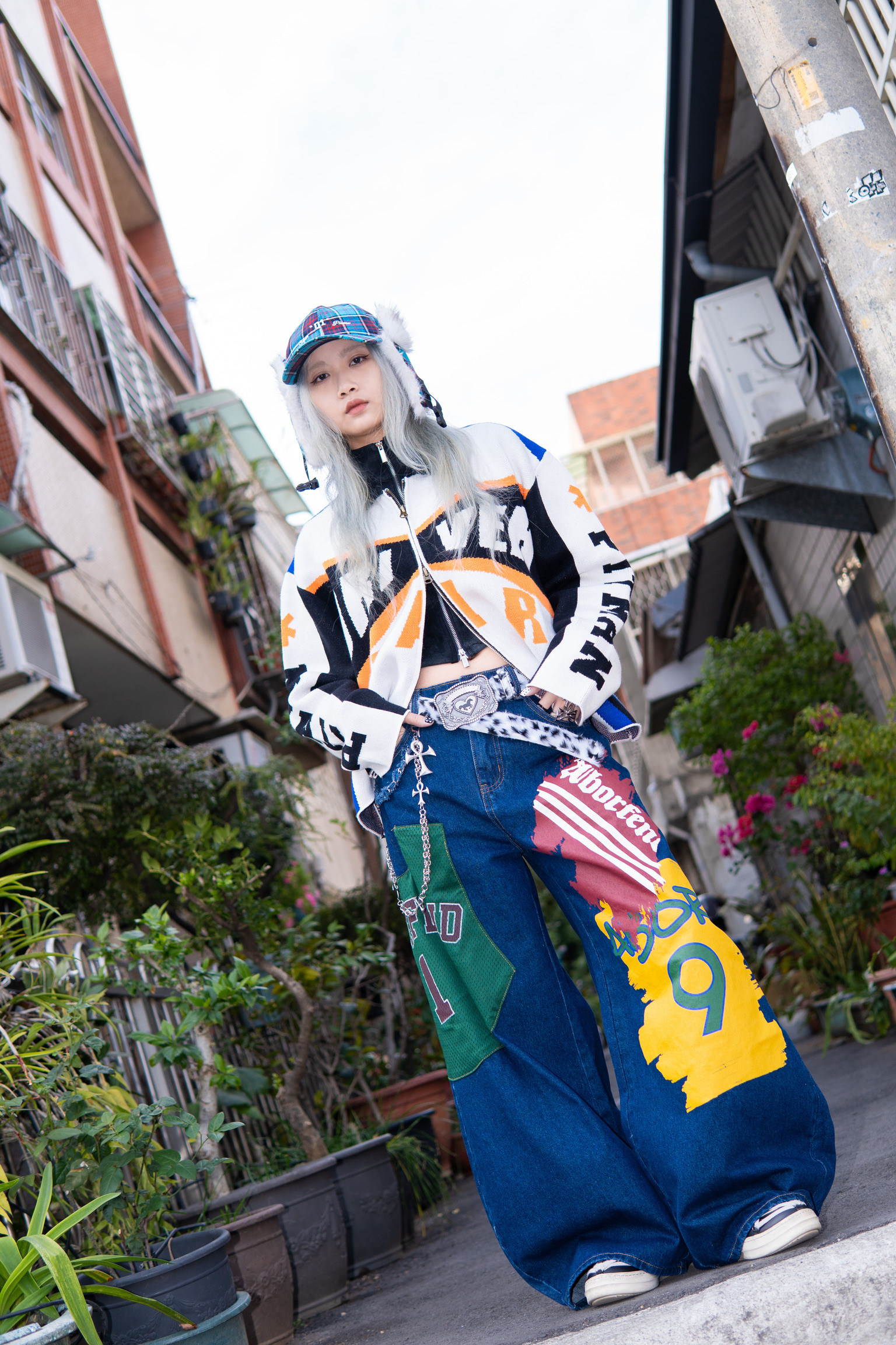 CF02F5AE-0DEB-402A-BA32-3BF060F2939F