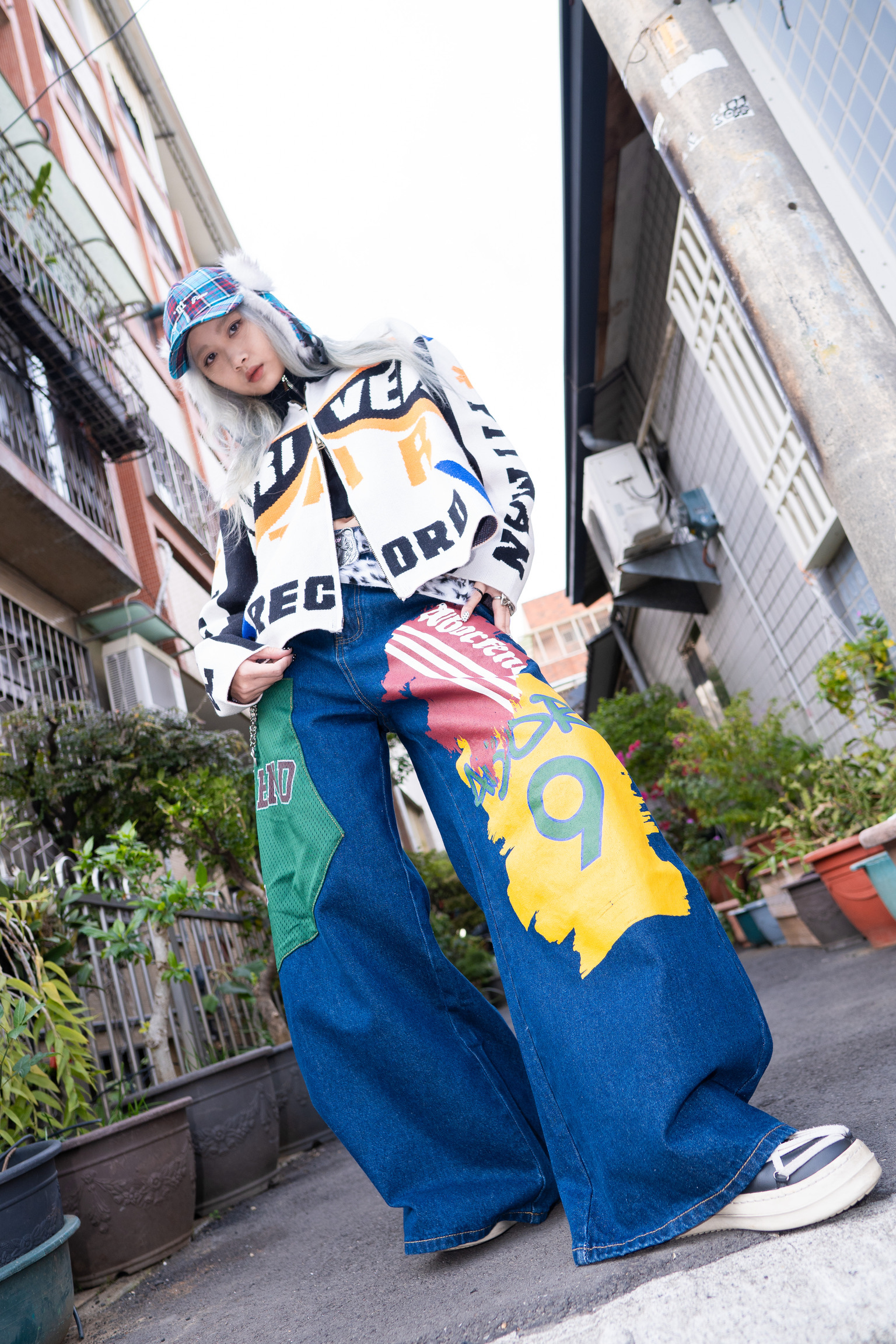 E4ECCB93-4A1C-4435-8A0A-CE5BD8D99499