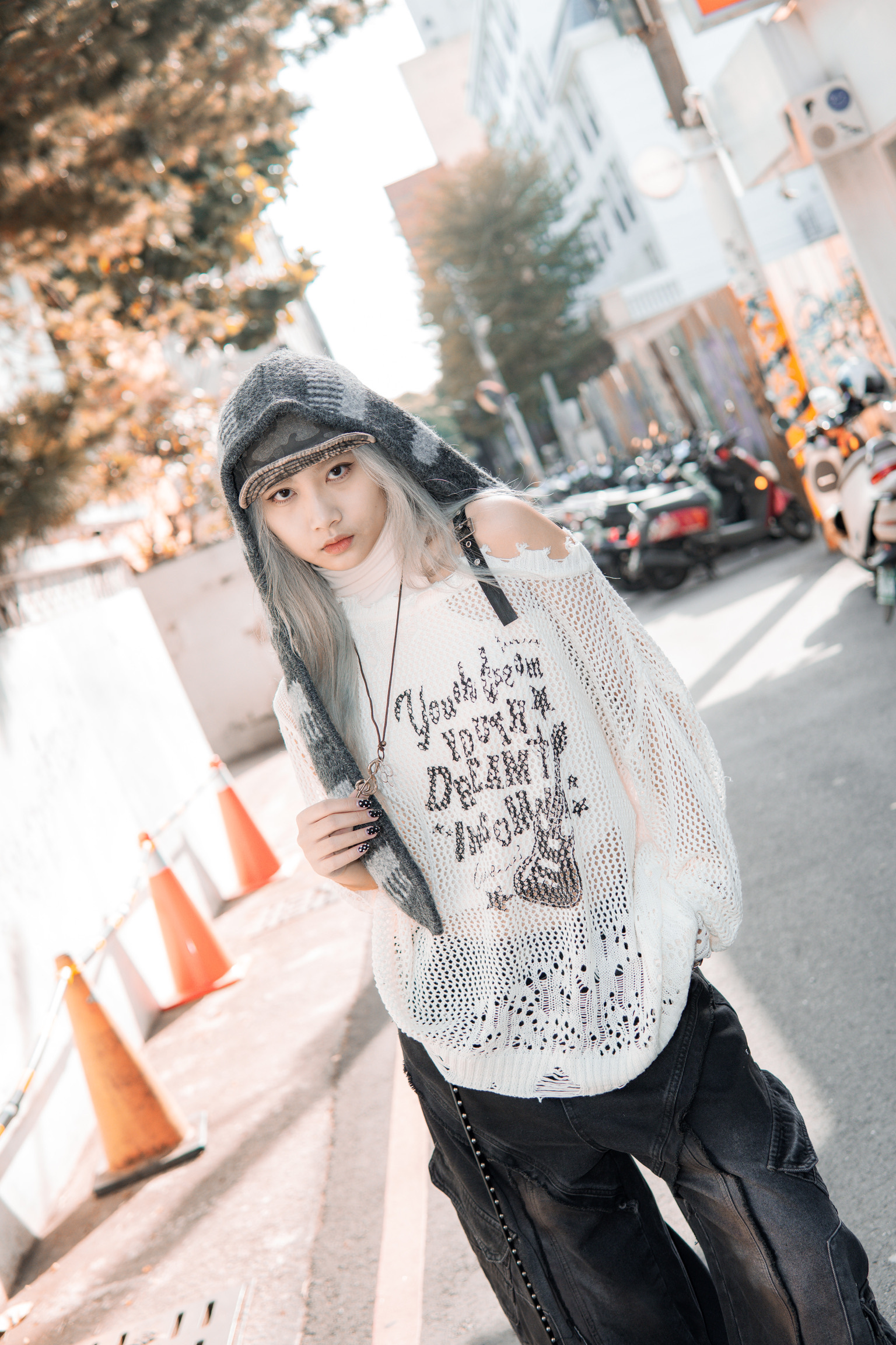 DDF95D2C-8AE9-480B-88E7-DE39A95BEA30