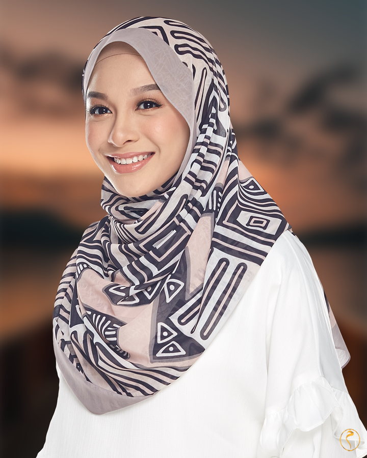 Lovli Illusien 1350 x 1080