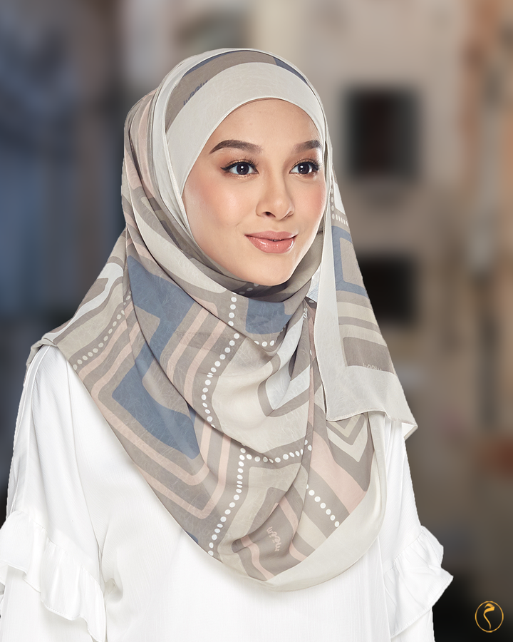 Amazing Polita 1350 x 1080