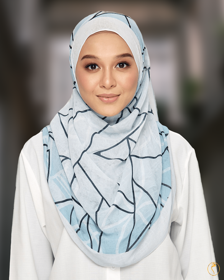 Avyanna 1350 x 1080