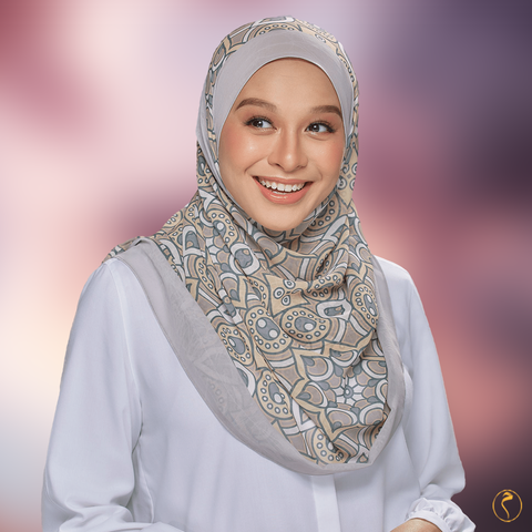 Beautiful Zehra 1080 x 1080