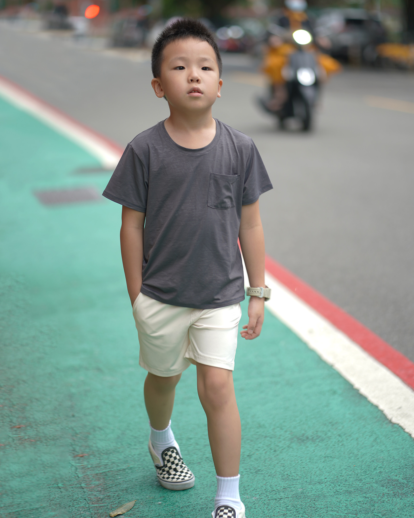 Kids Tee炭灰+Kids Shorts米白 2