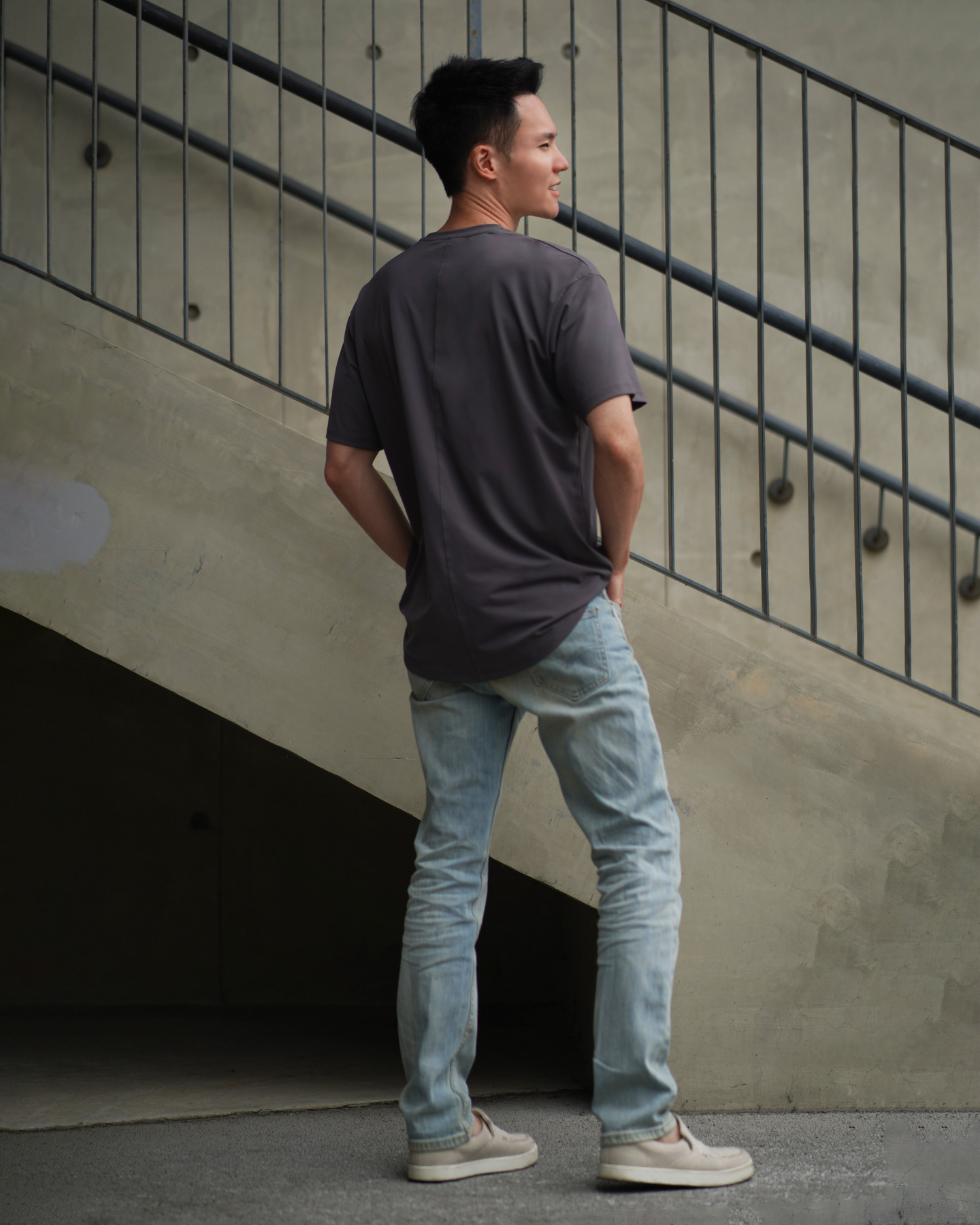 Homme Oversize炭灰 3