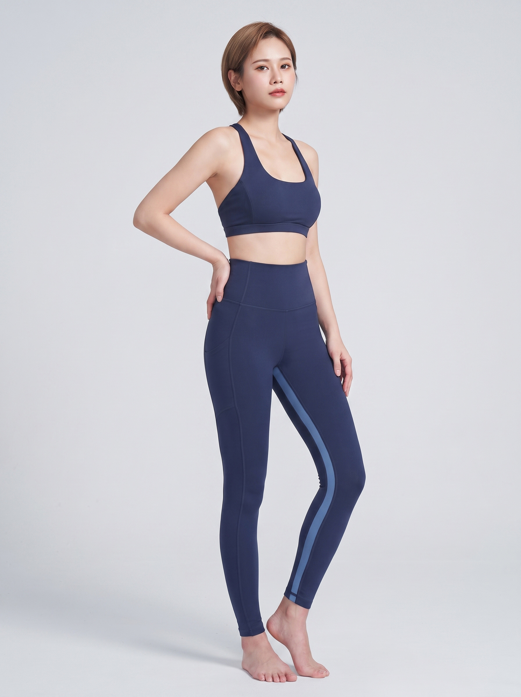 Person_wearing_activewear_in_studio_202608121303