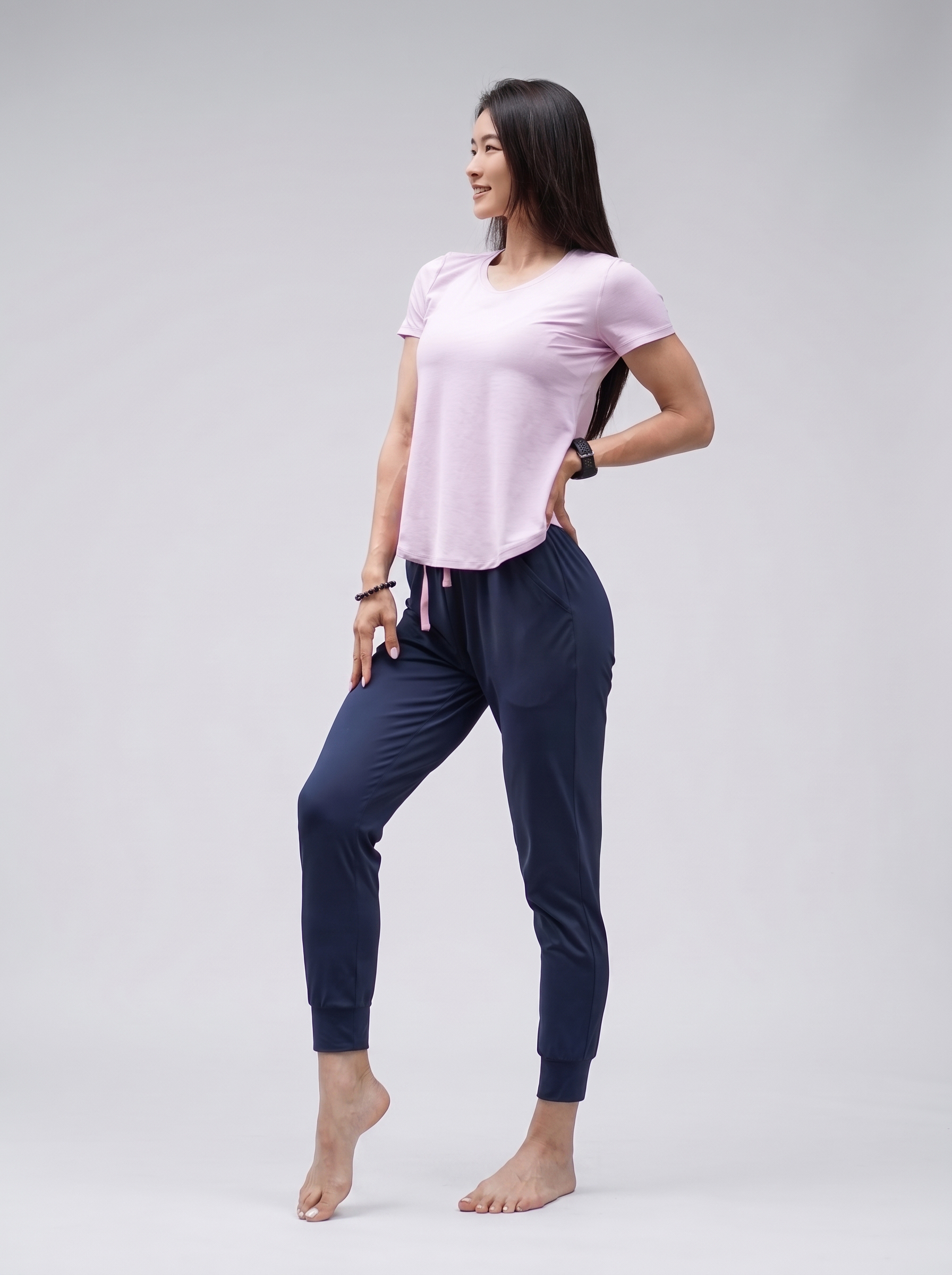 Nui_Tee紫丁香+Jogger_2.jpg_2K_20260920172459