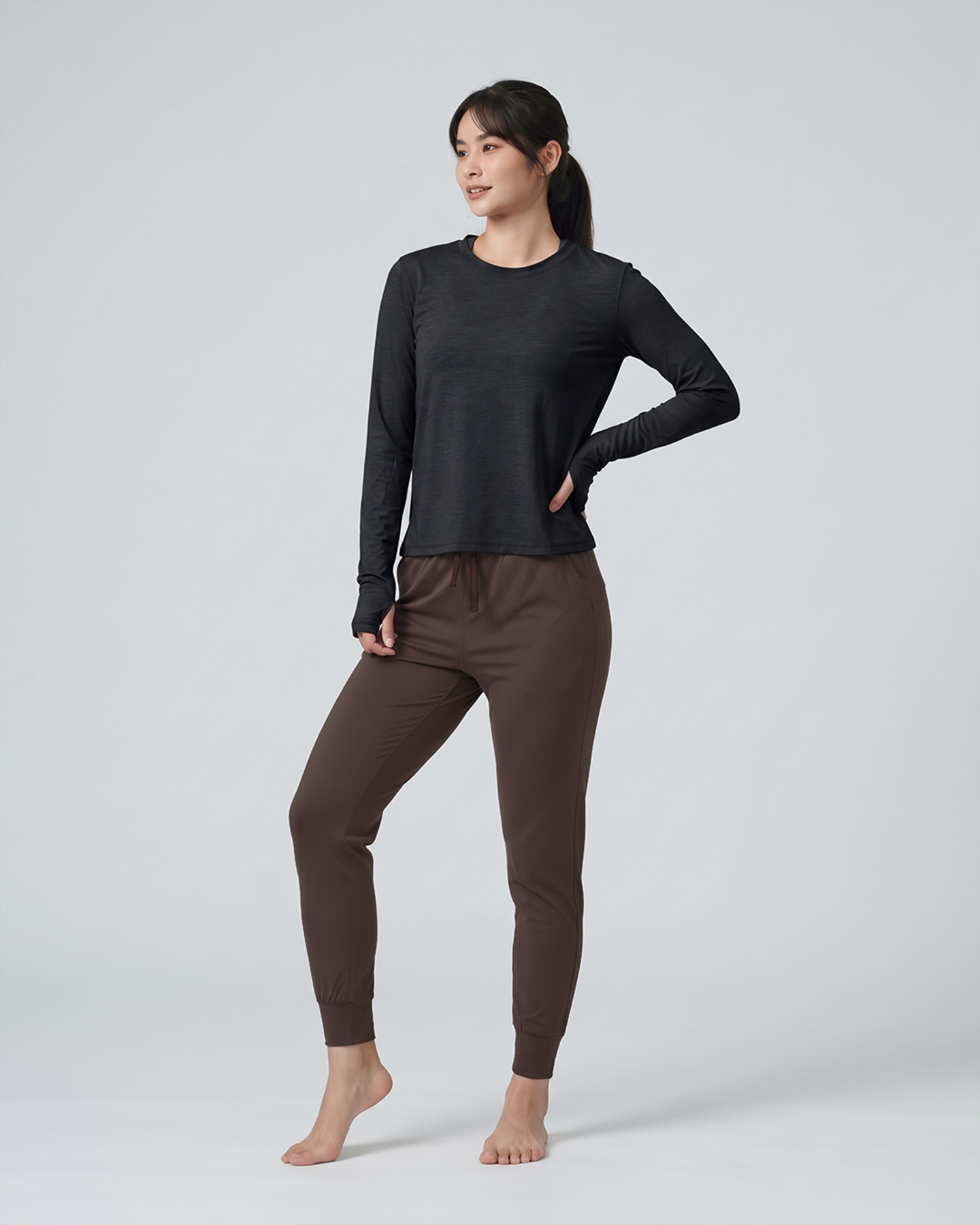 黑Breeze_Jogger_+_象牙Luna_4.jpg_2K_20261001165820