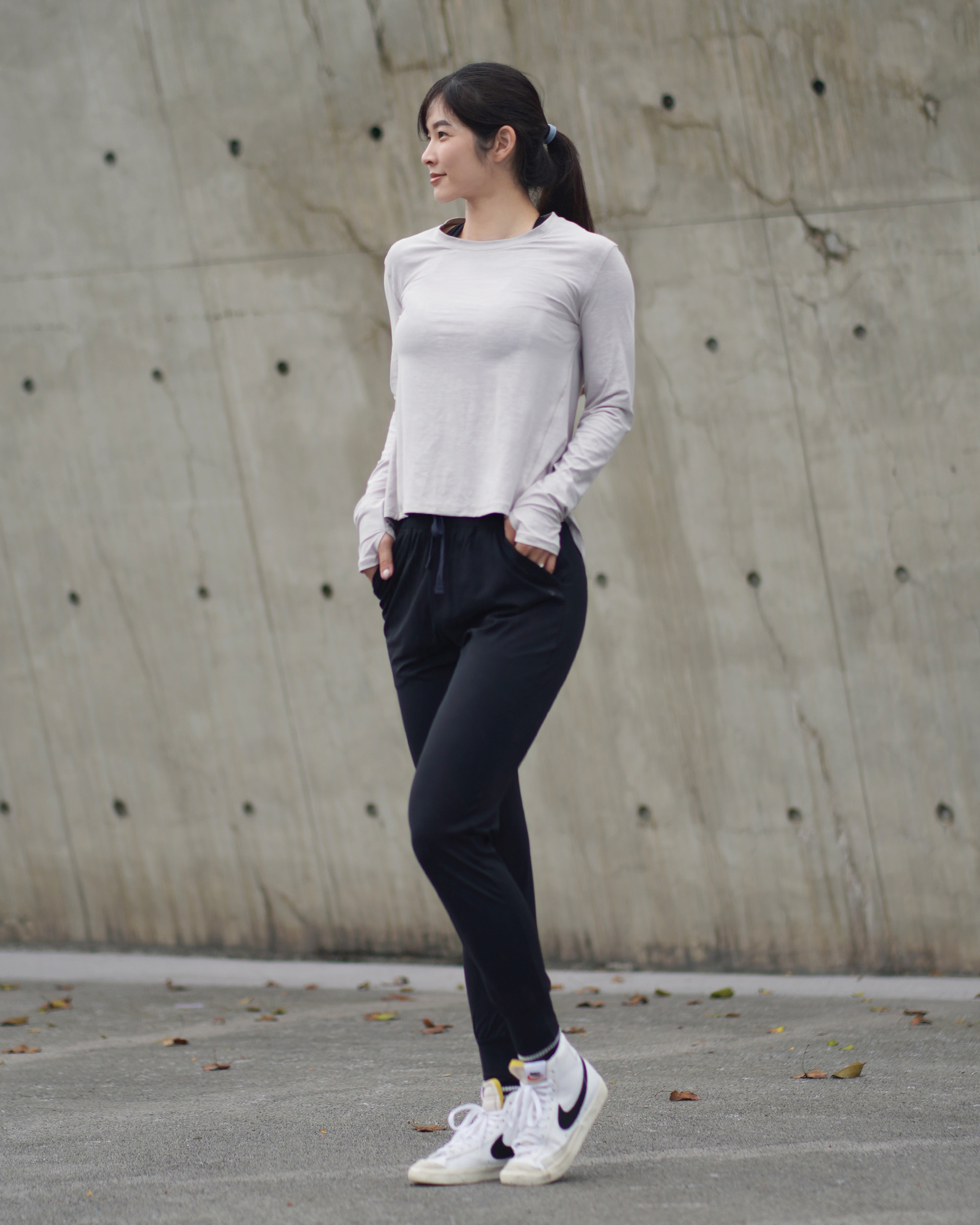 黑Breeze Jogger + 象牙Luna 2