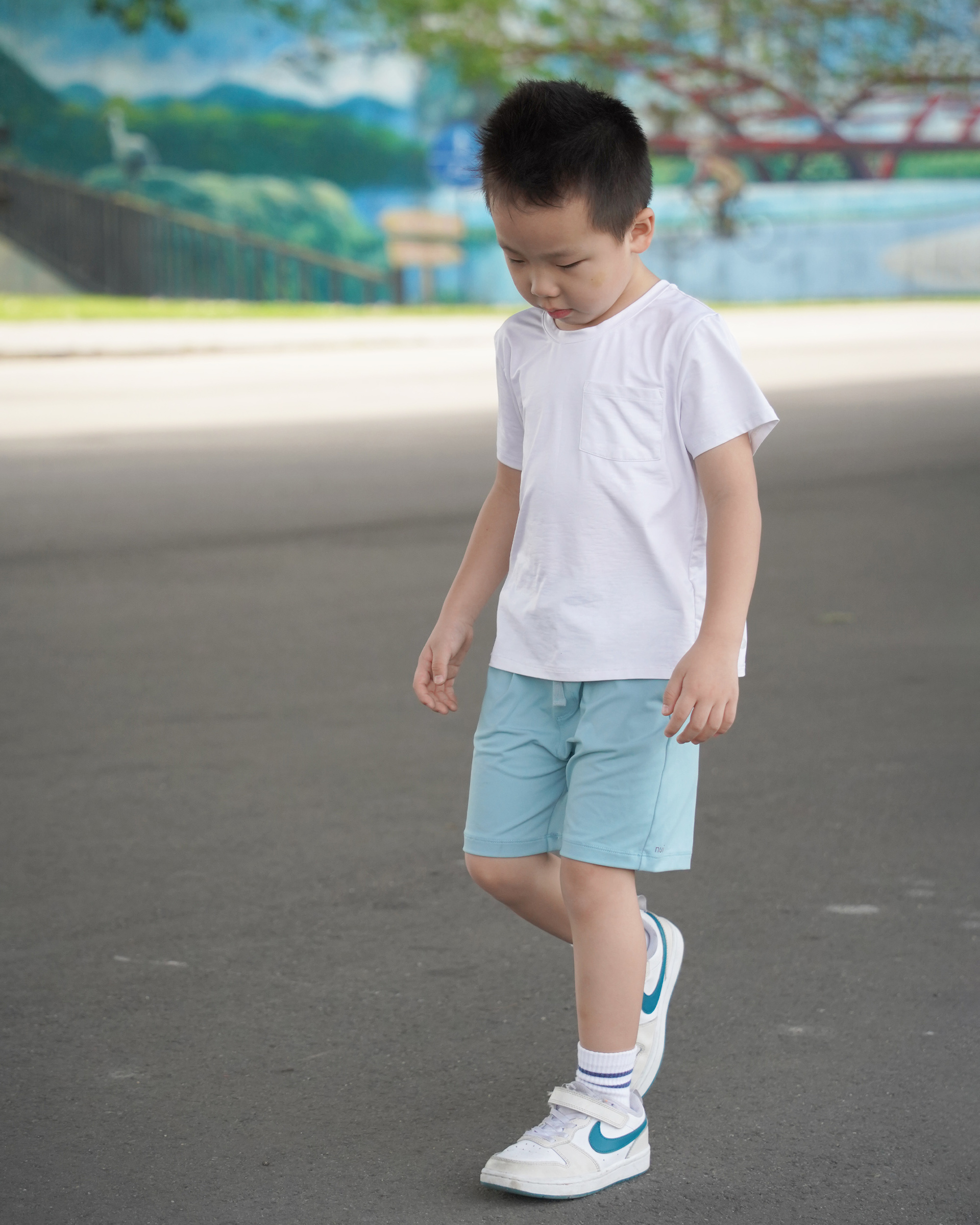 Kids 短褲 藍泡+白T 4