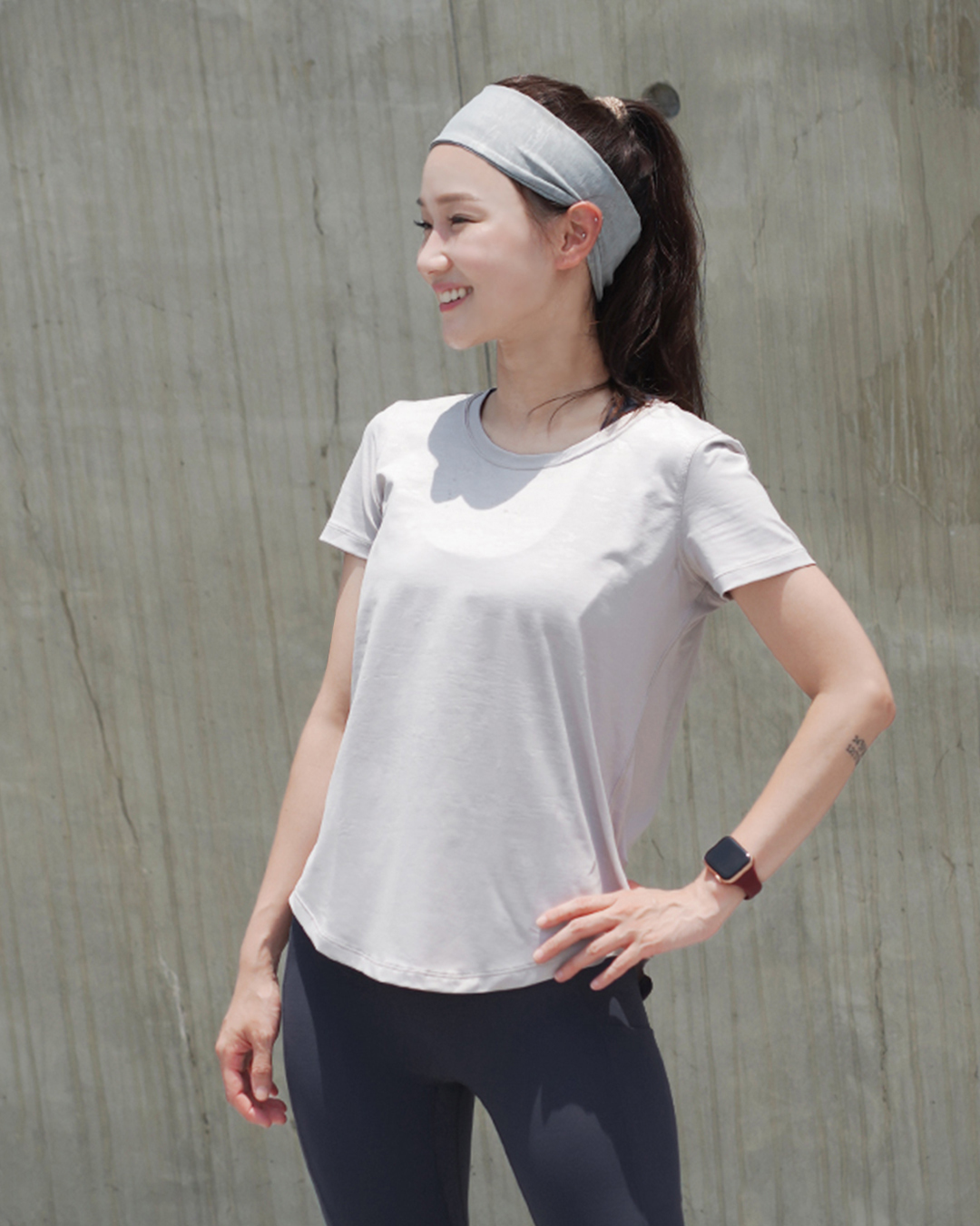 Cover tee 象牙灰 front