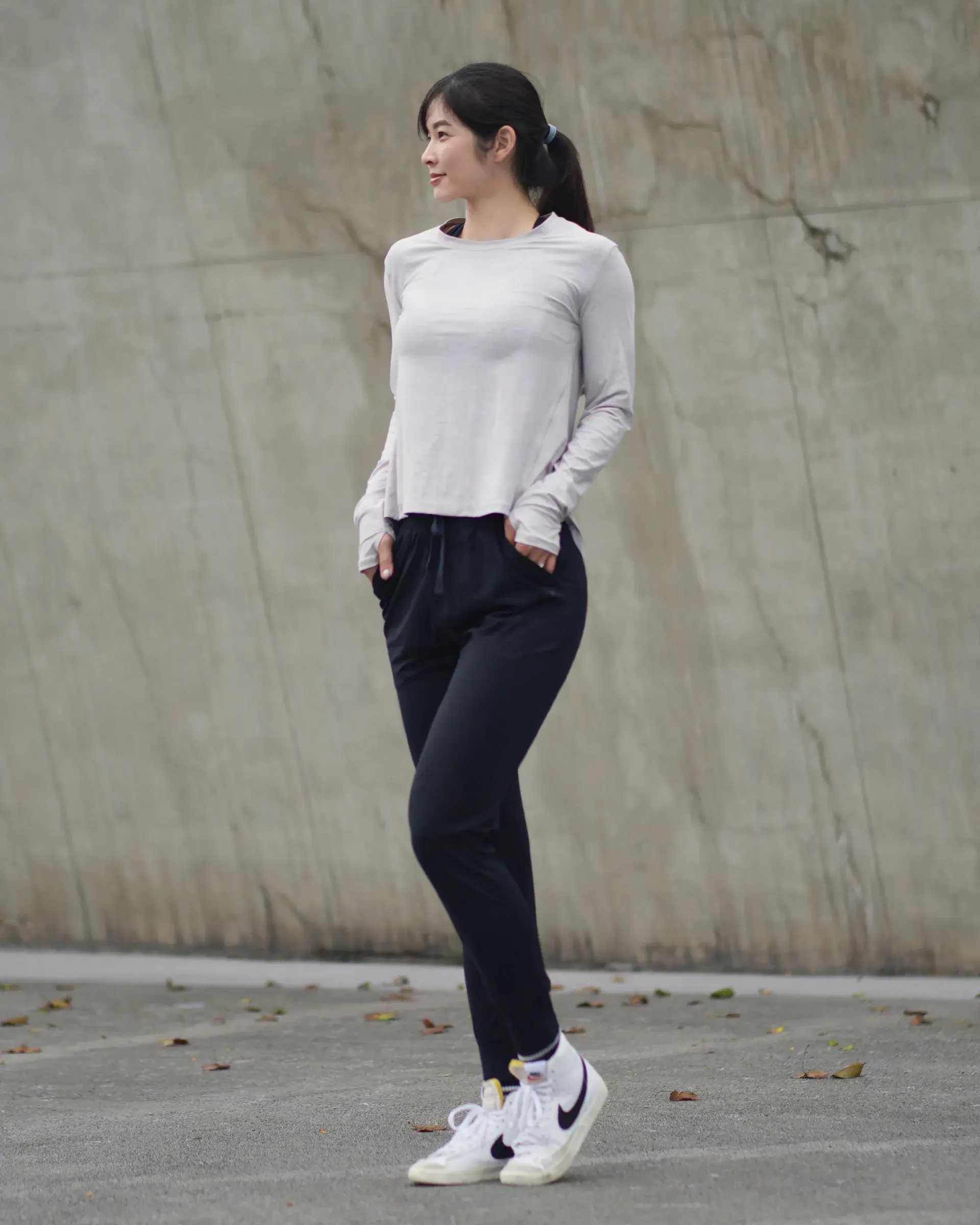 黑Breeze Jogger + 象牙Luna 2