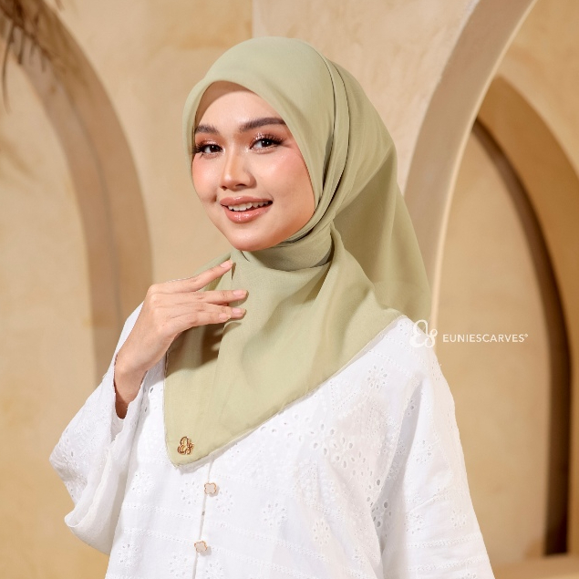 my-11134207-820l7-mkq4ud8ghlom4a