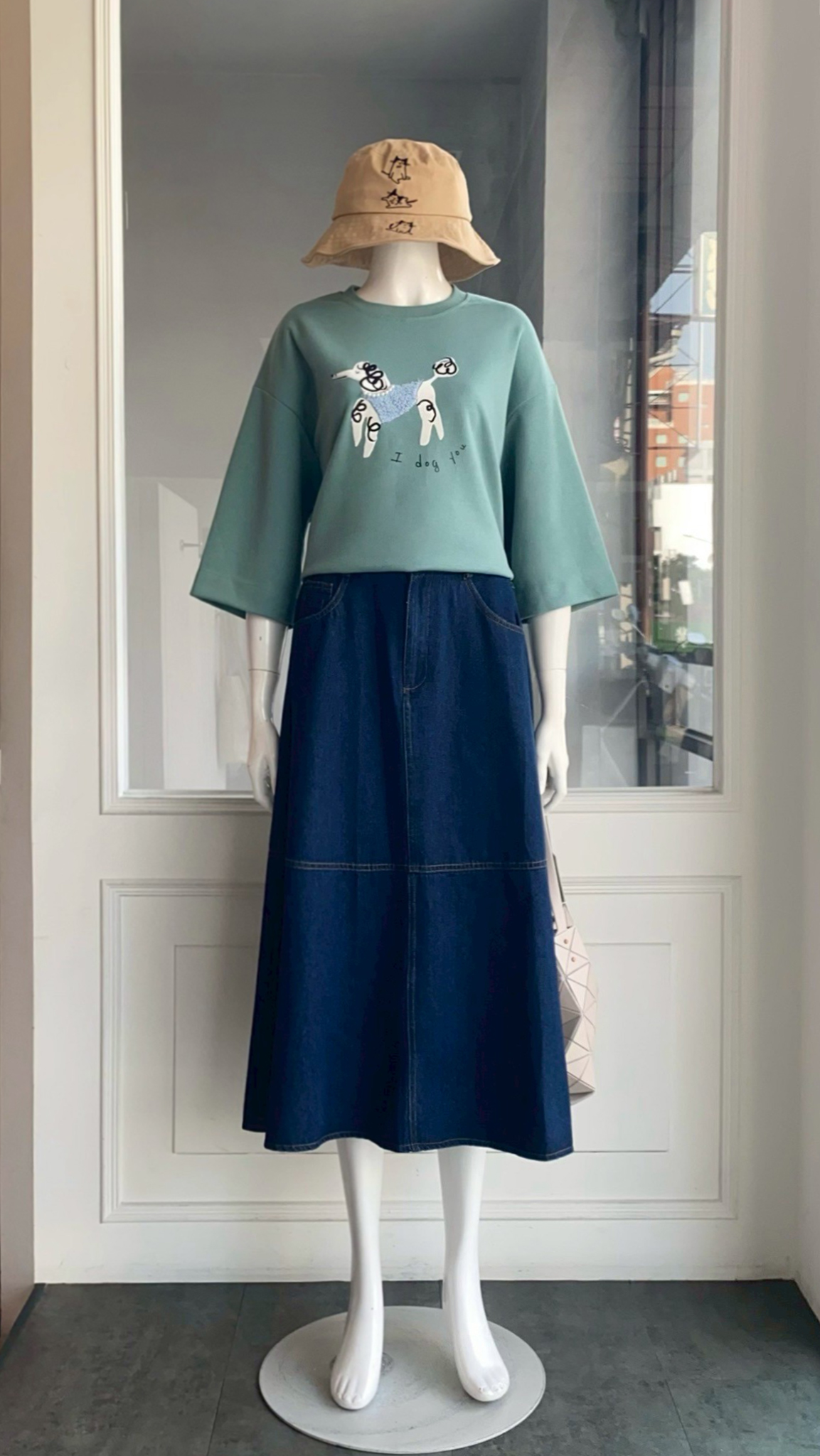 LINE_ALBUM_111.11.03 穿搭分享_221103_2