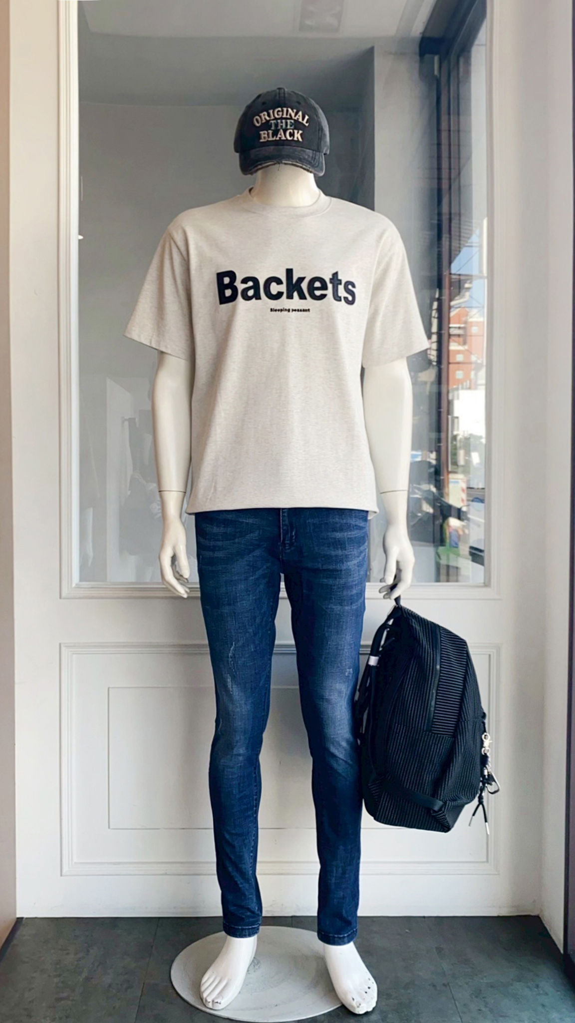 LINE_ALBUM_111.12.15 穿搭分享_221214_28