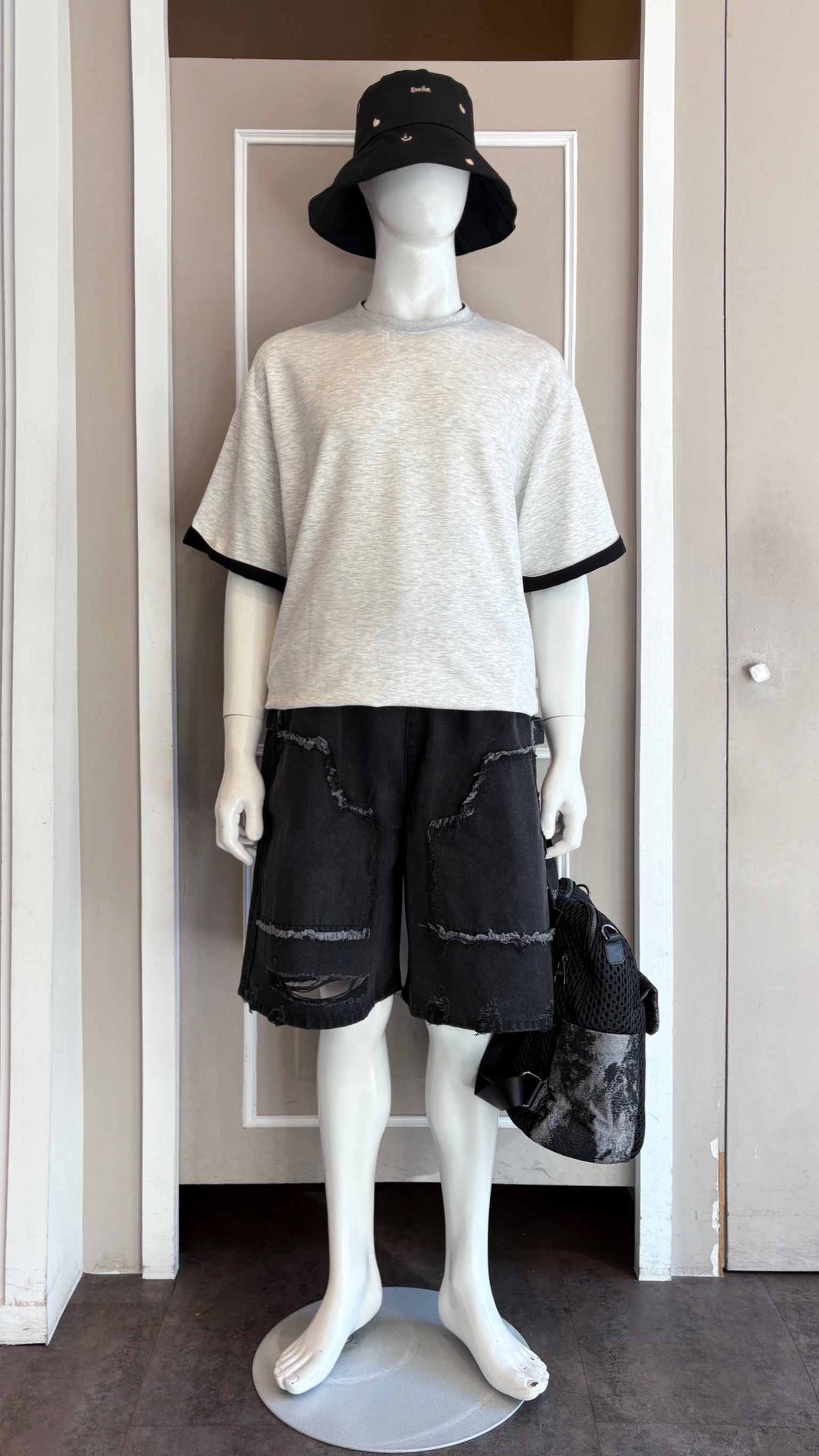 LINE_ALBUM_111.12.15 穿搭分享_221214_28