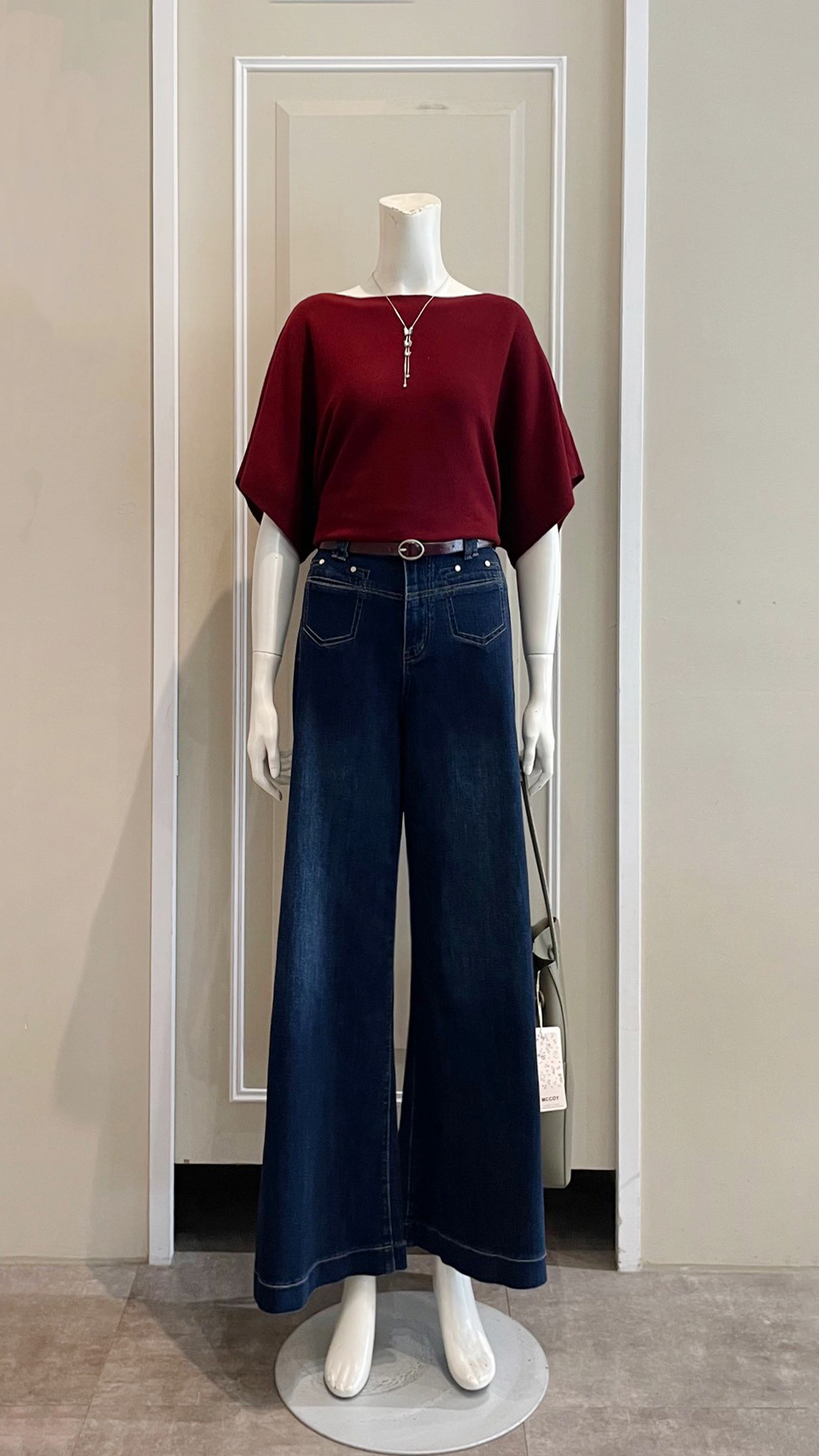 LINE_ALBUM_111.11.03 穿搭分享_221103_2