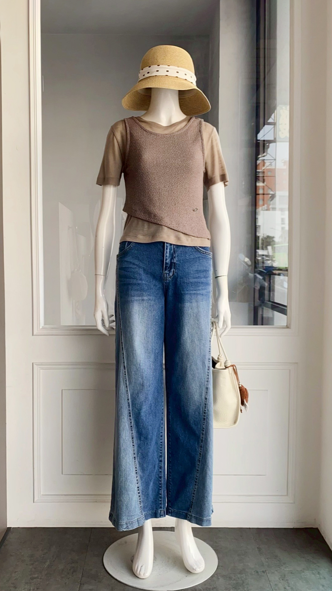 LINE_ALBUM_111.11.03 穿搭分享_221103_2