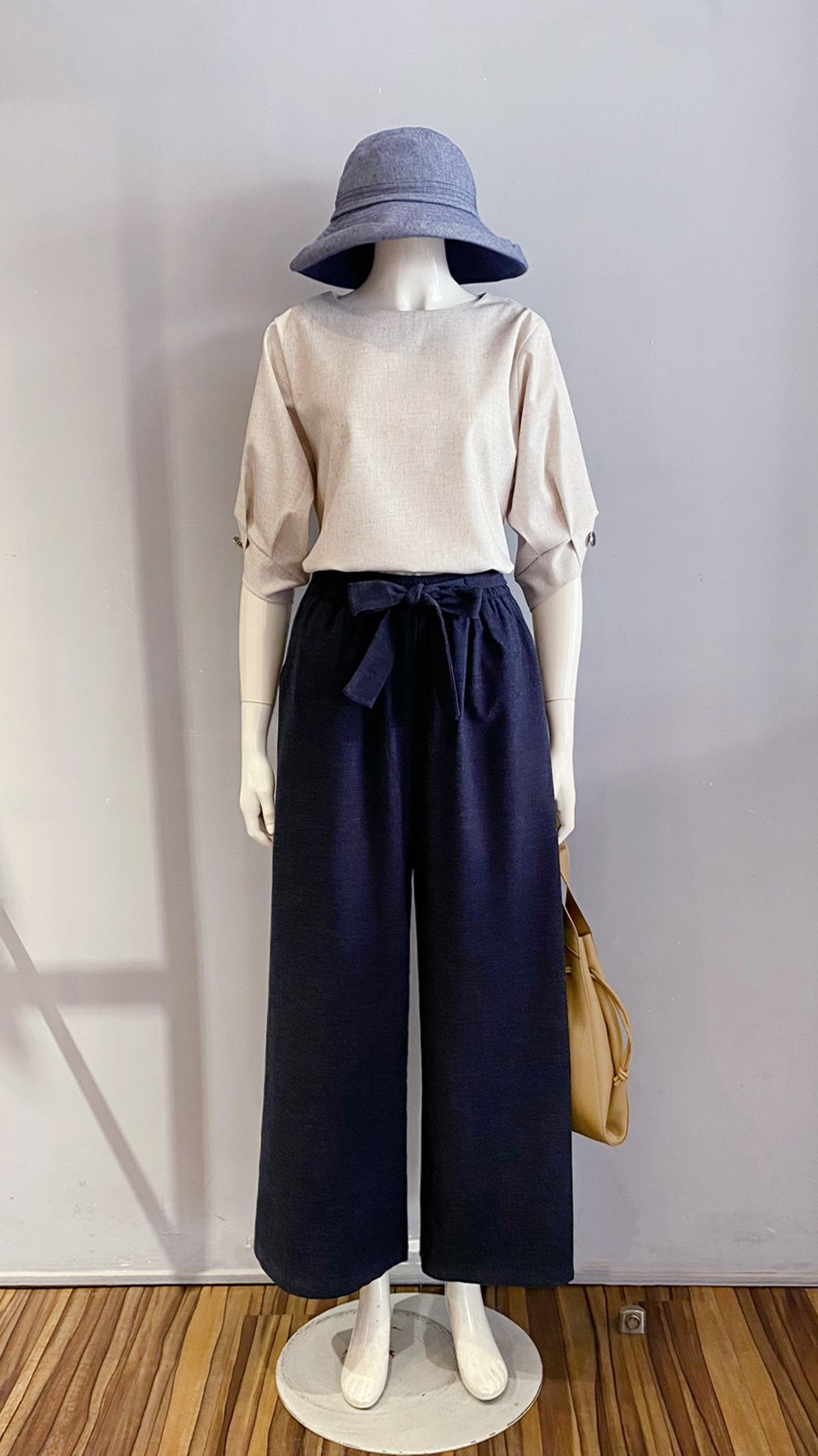 LINE_ALBUM_111.11.03 穿搭分享_221103_2