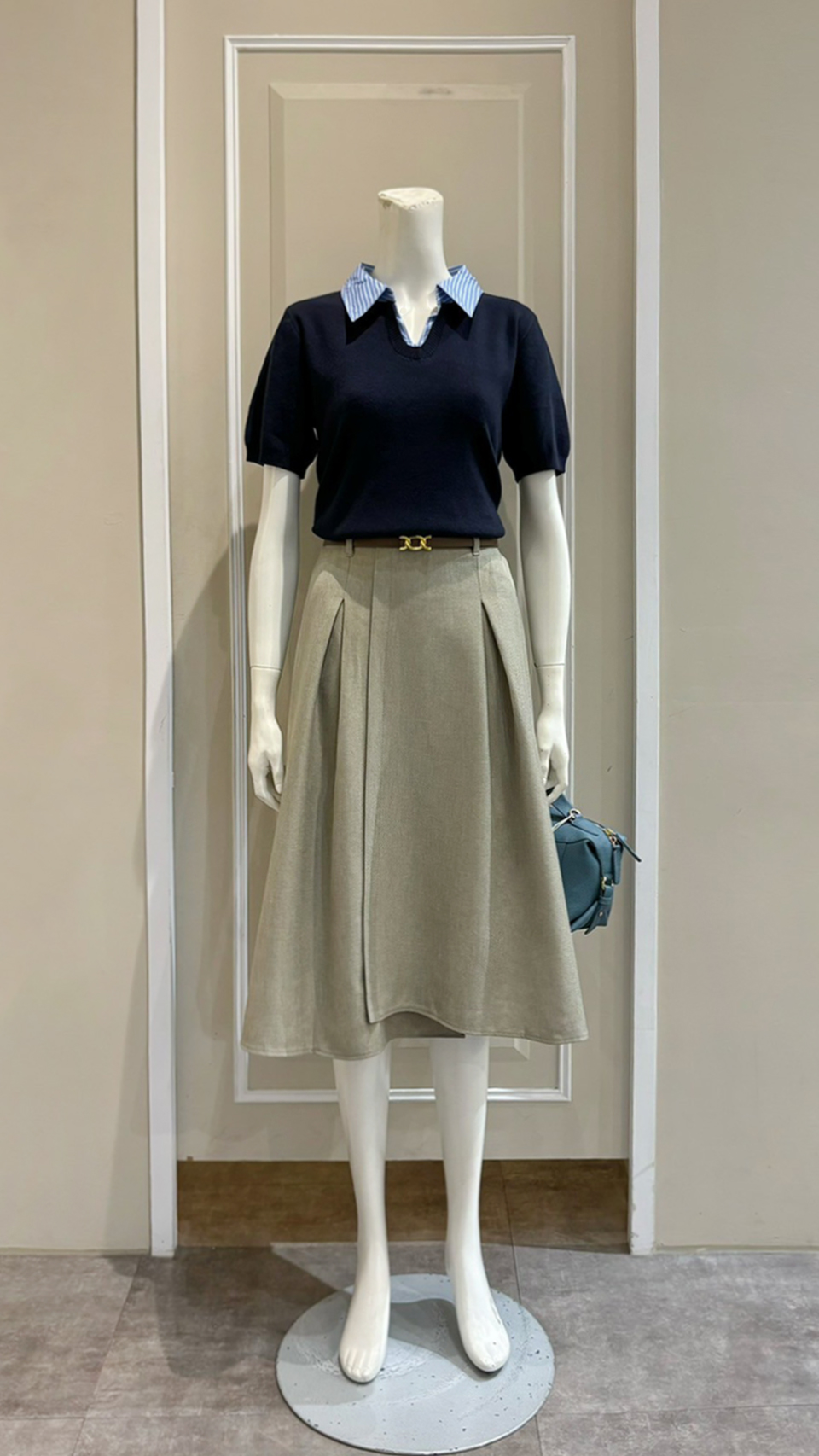 LINE_ALBUM_111.11.03 穿搭分享_221103_2