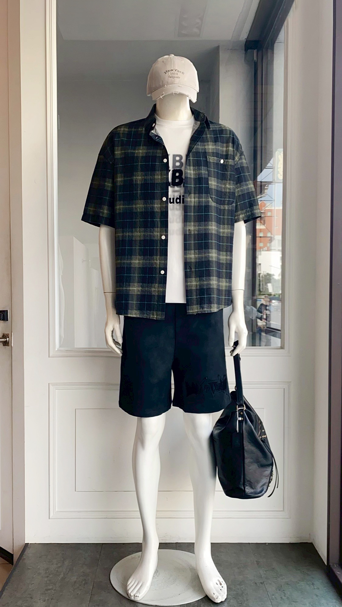 LINE_ALBUM_111.12.15 穿搭分享_221214_28