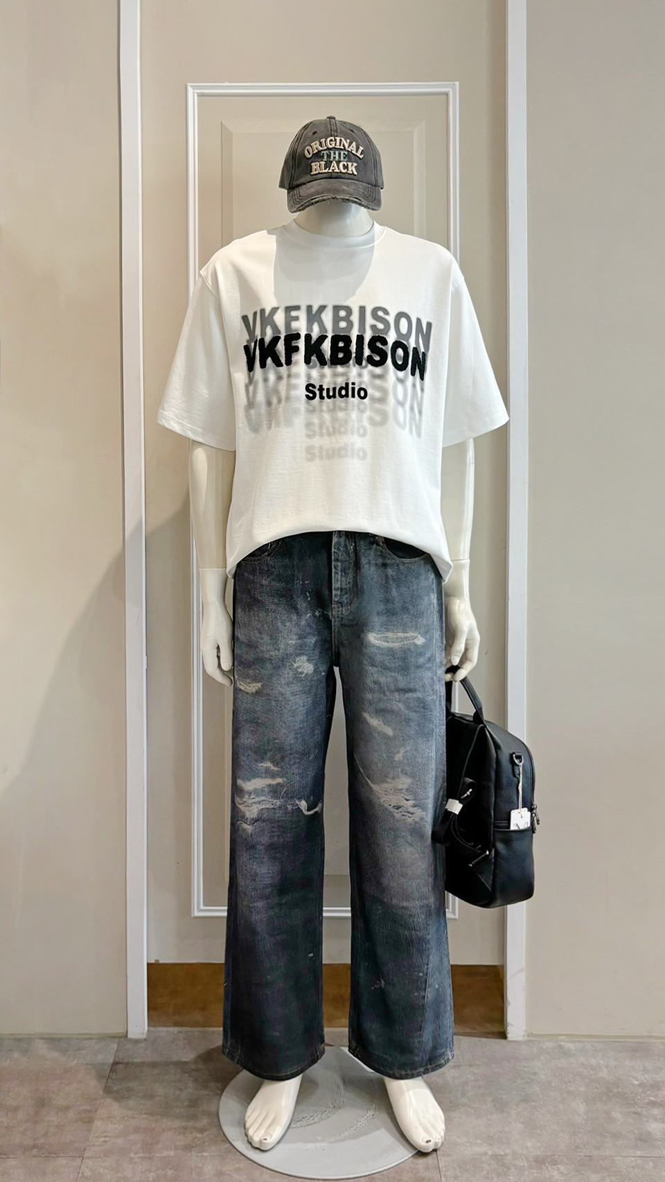 LINE_ALBUM_111.12.15 穿搭分享_221214_28