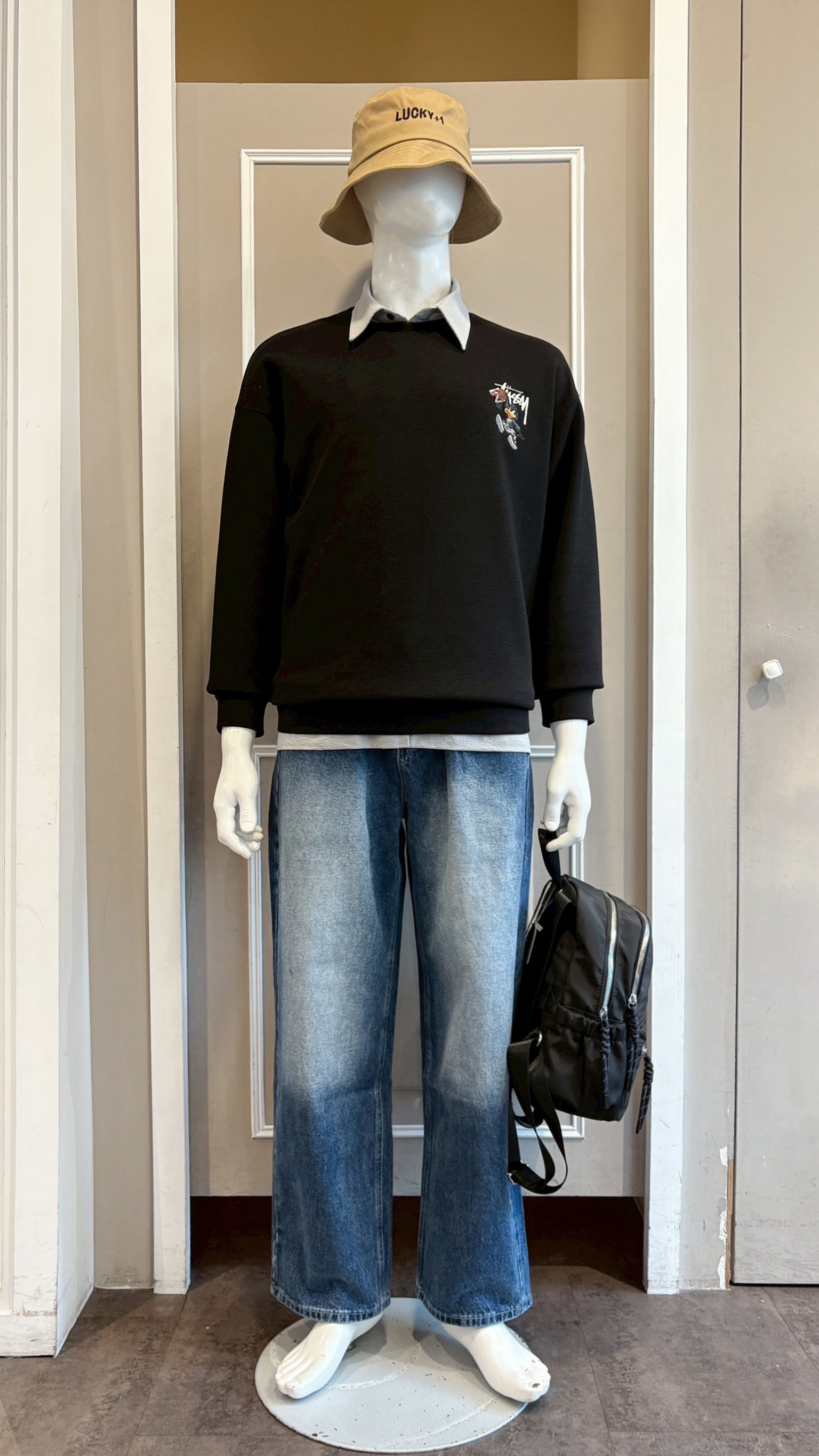 LINE_ALBUM_111.12.15 穿搭分享_221214_28