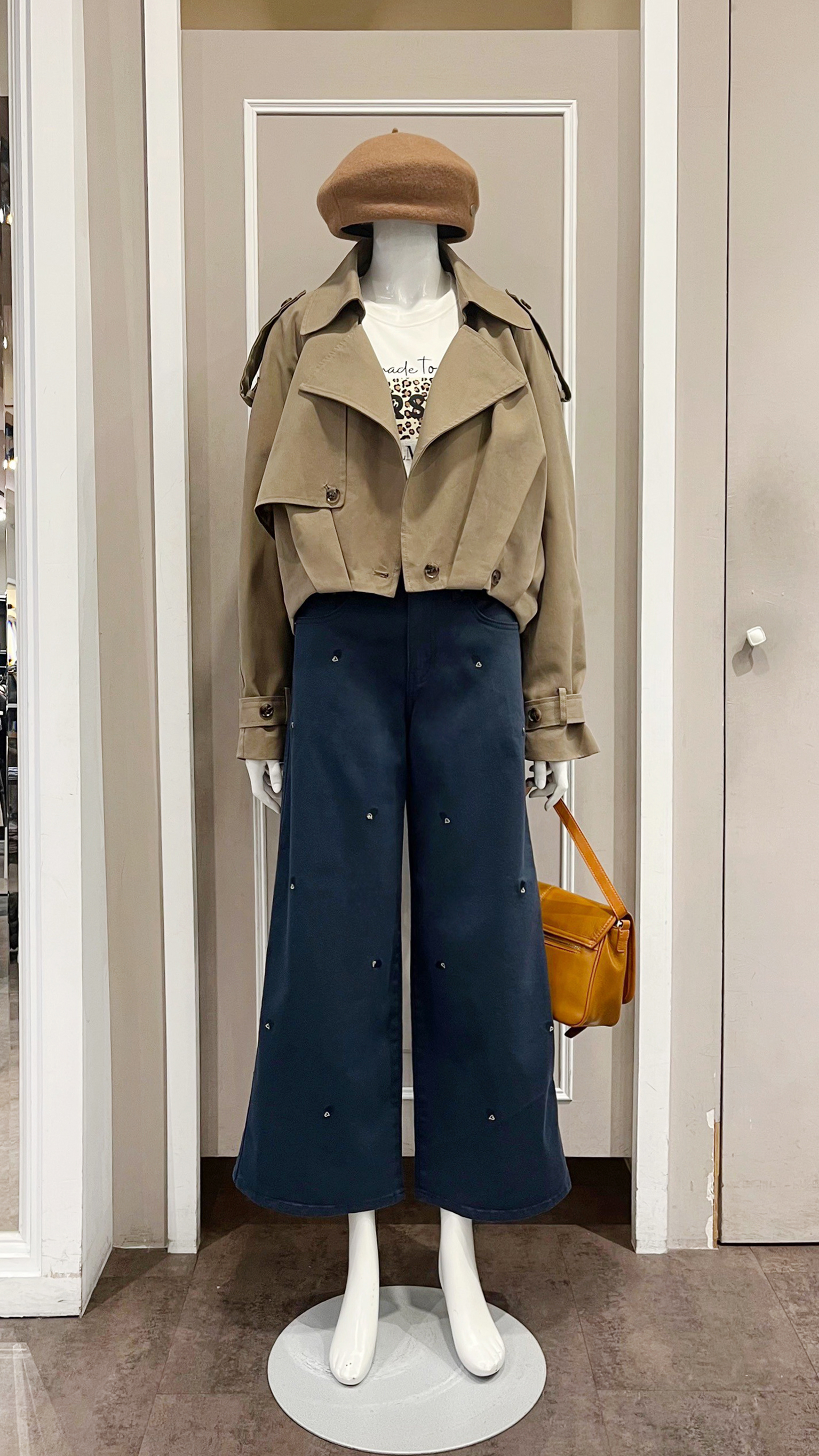 LINE_ALBUM_111.11.03 穿搭分享_221103_2