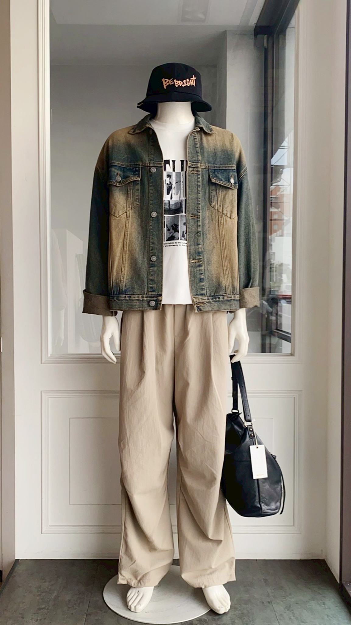 LINE_ALBUM_111.12.15 穿搭分享_221214_28