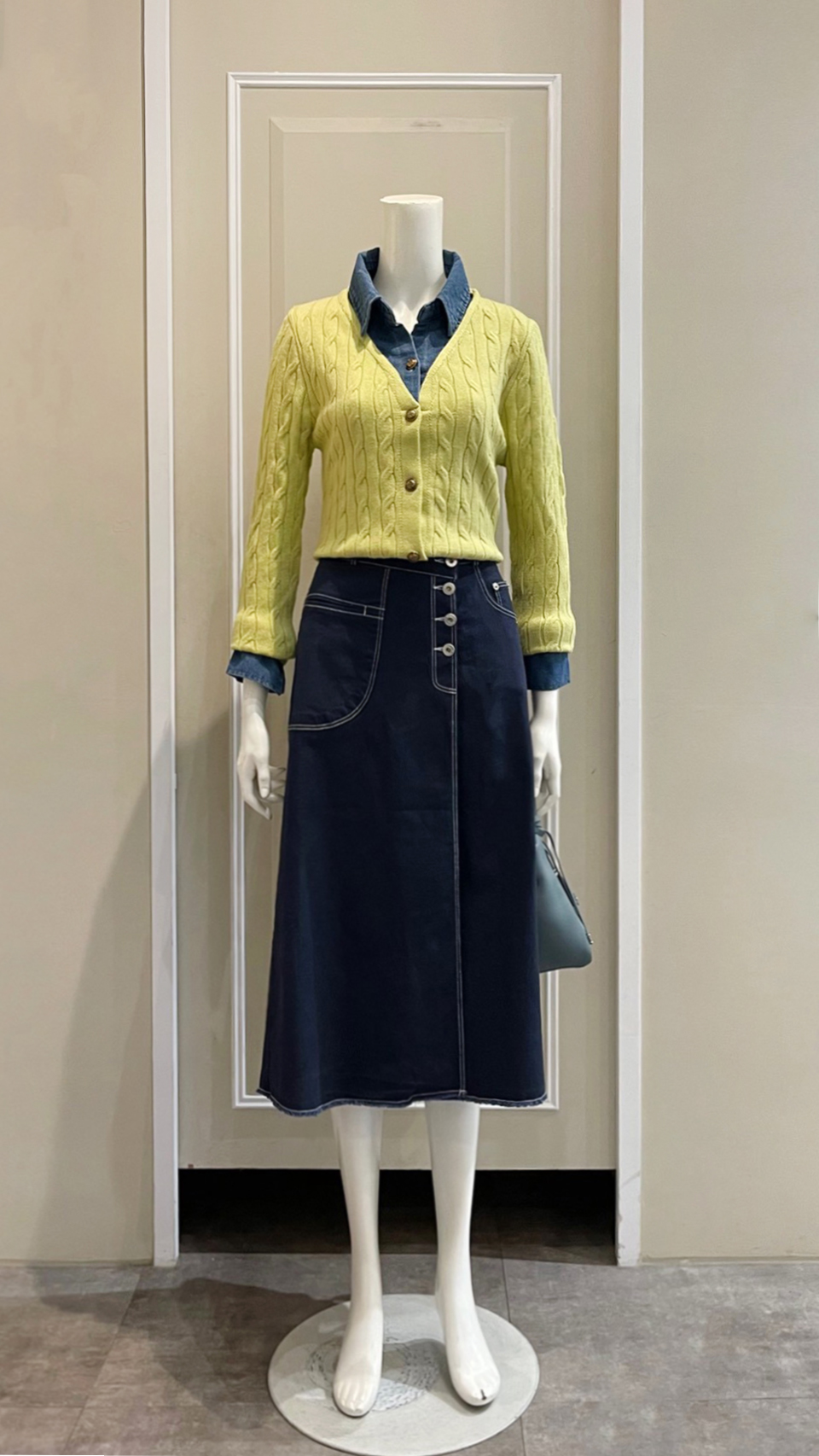 LINE_ALBUM_111.11.03 穿搭分享_221103_2